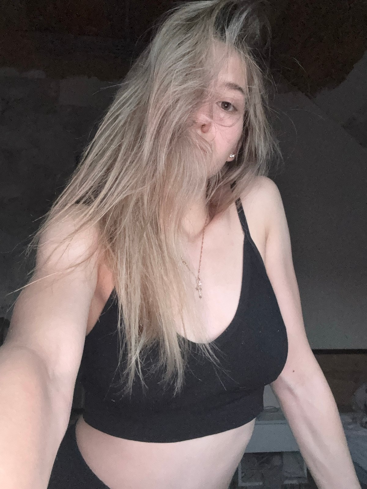 Young woman takes selfies in Noviy, Russia