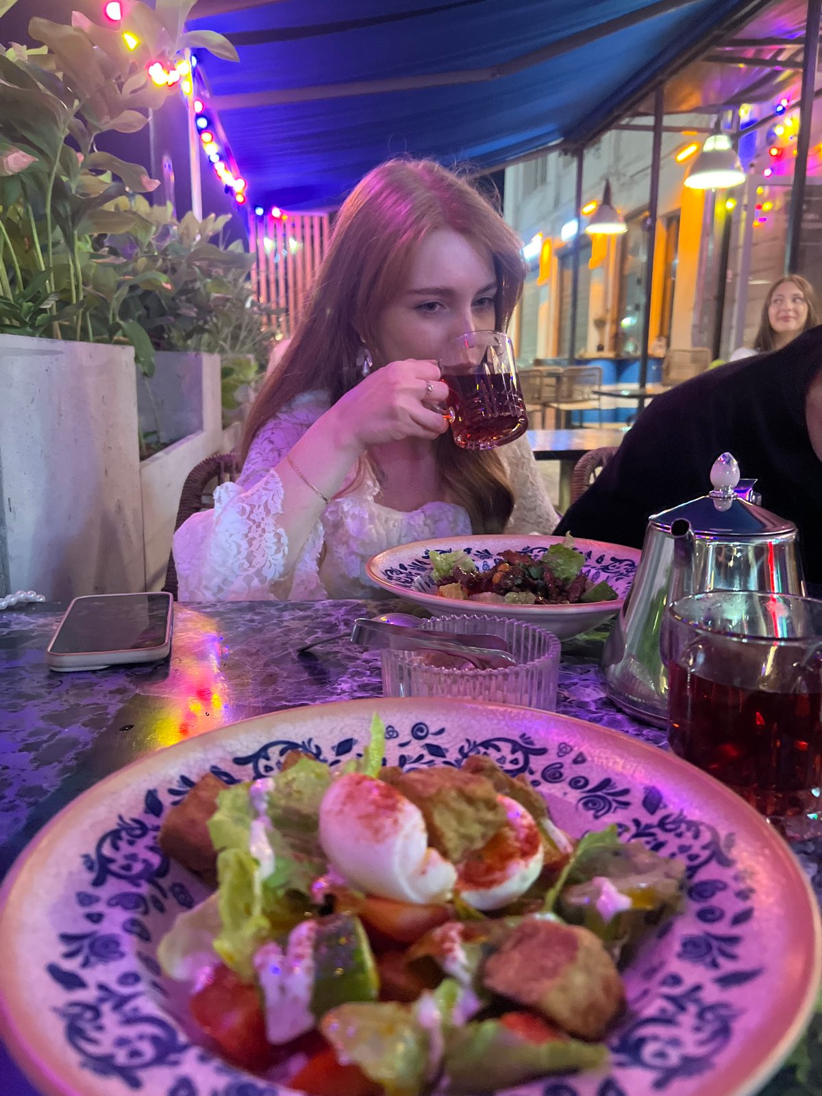 Evening dinner documented at Nizhny Novgorod restaurant