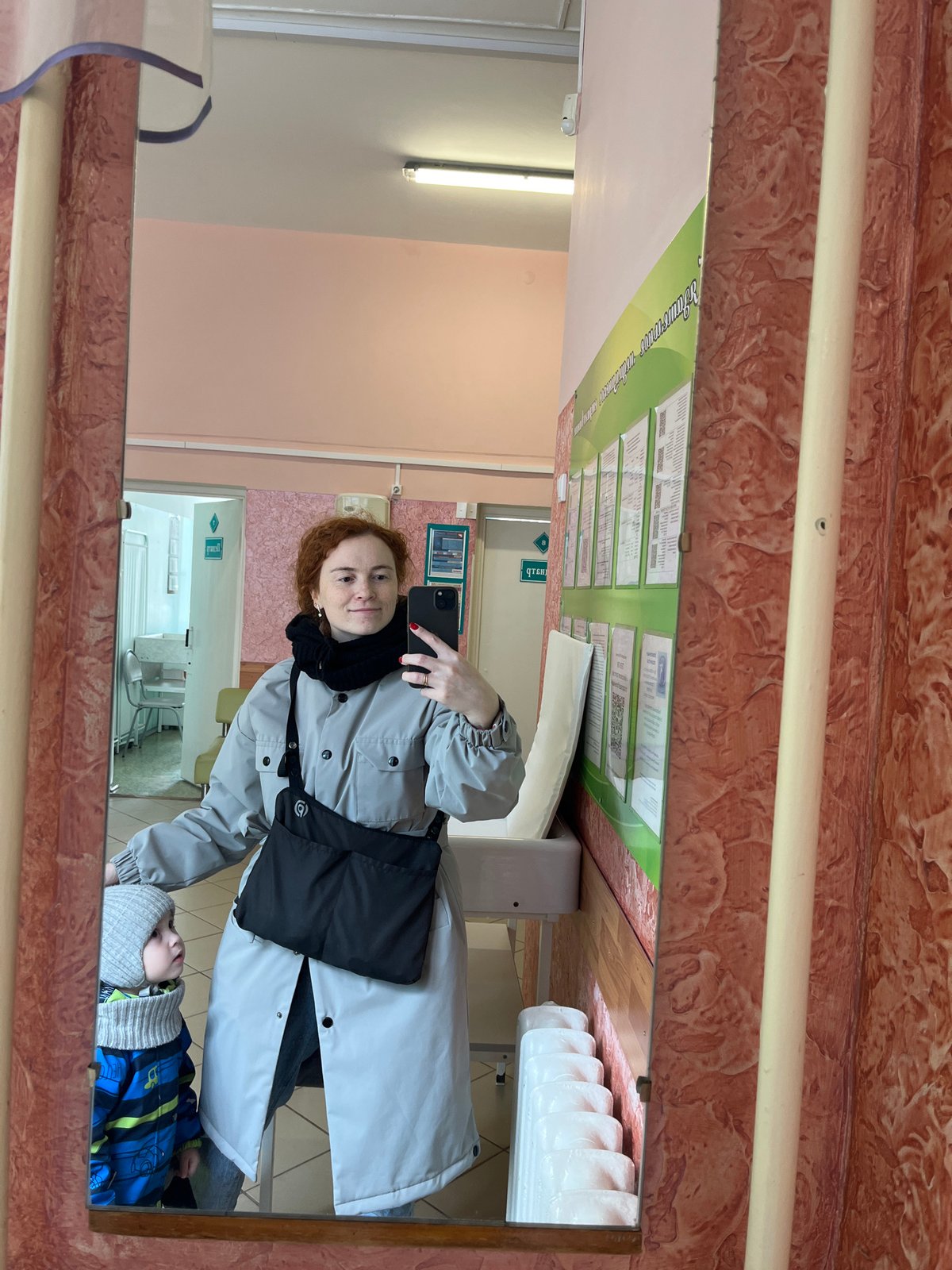 Woman documents daily life with child in Chaikovsky, Russia