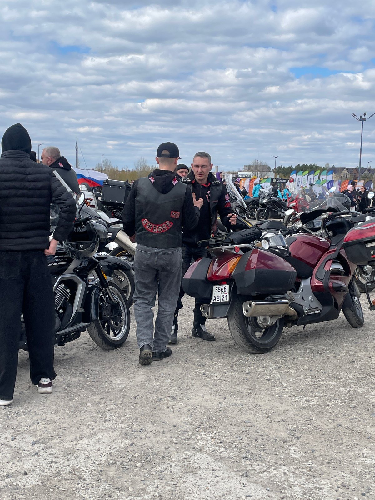 Motorcycle gathering observed in Naberezhnye Chelny parking area