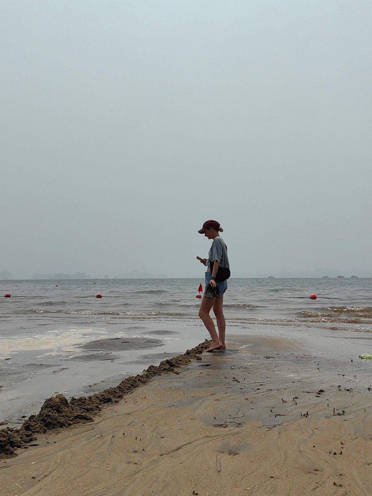 Metal robot sculpture spotted amid construction in Vietnamese beach ward