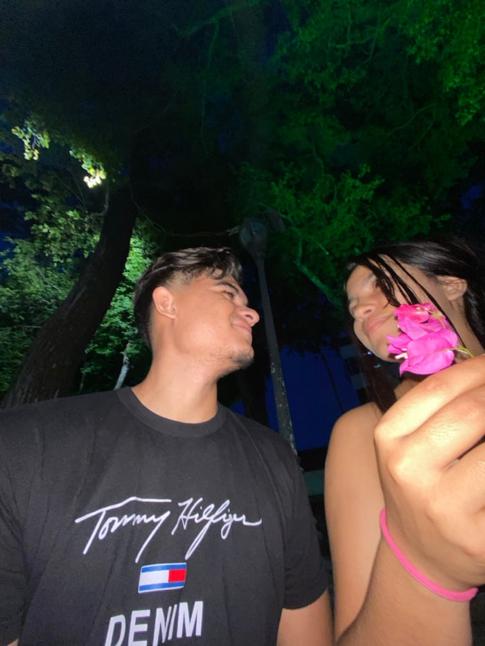 Couple enjoys romantic evening tour of Juan Griego coastline