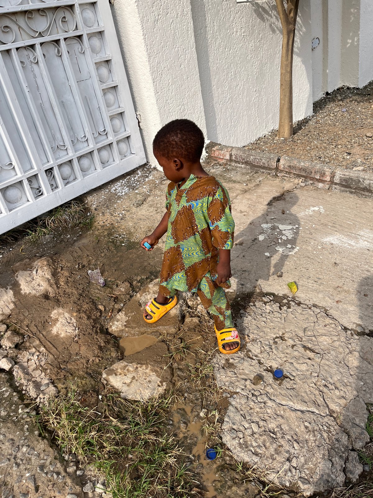 Morning daily life scenes documented across Abuja neighborhoods