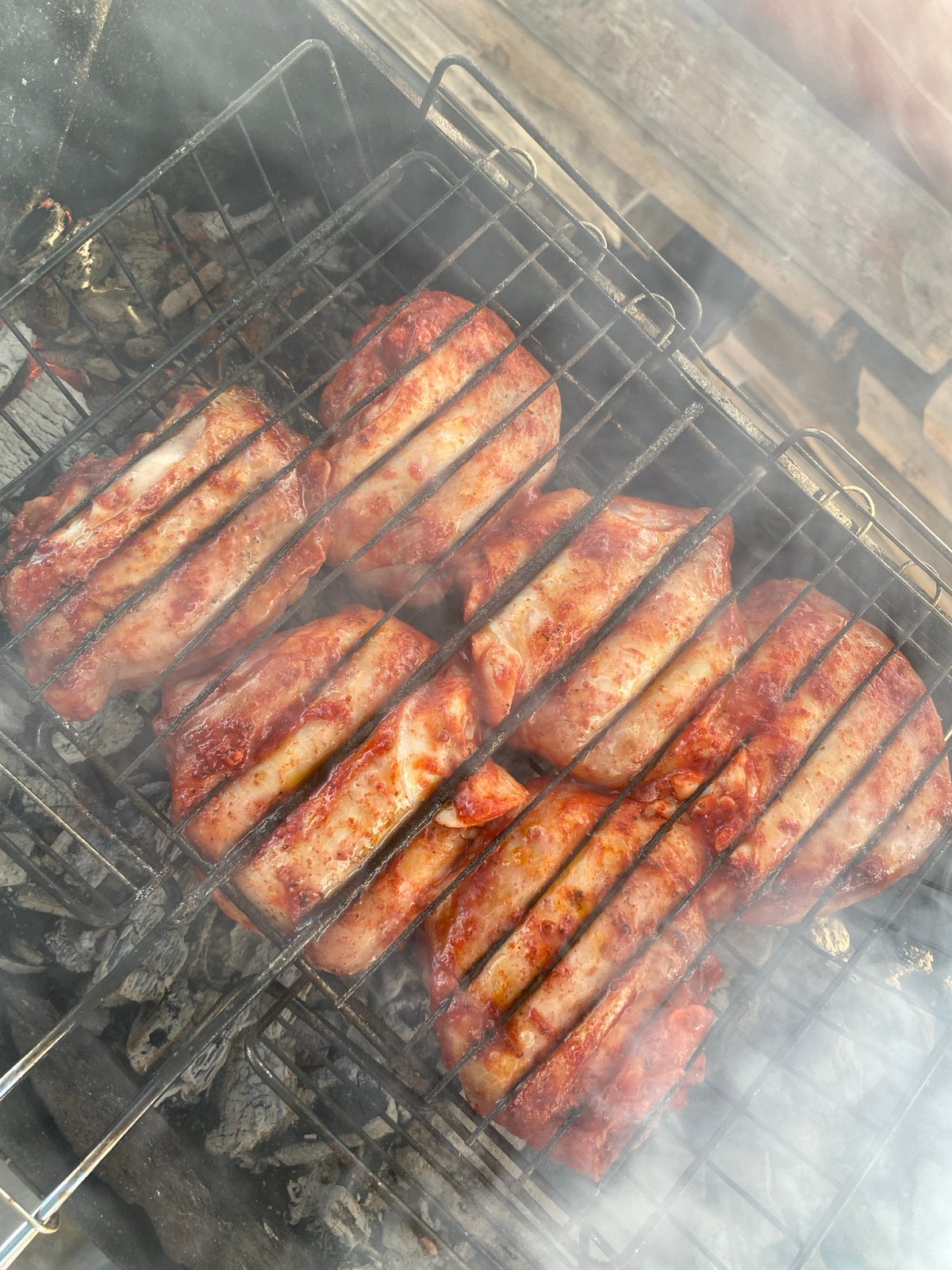 Outdoor barbecue gathering documented in Chaikovsky, Russia