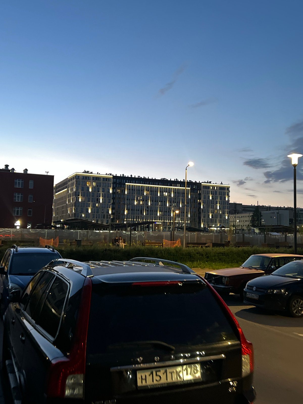 Evening walk documented through Saint Petersburg residential district