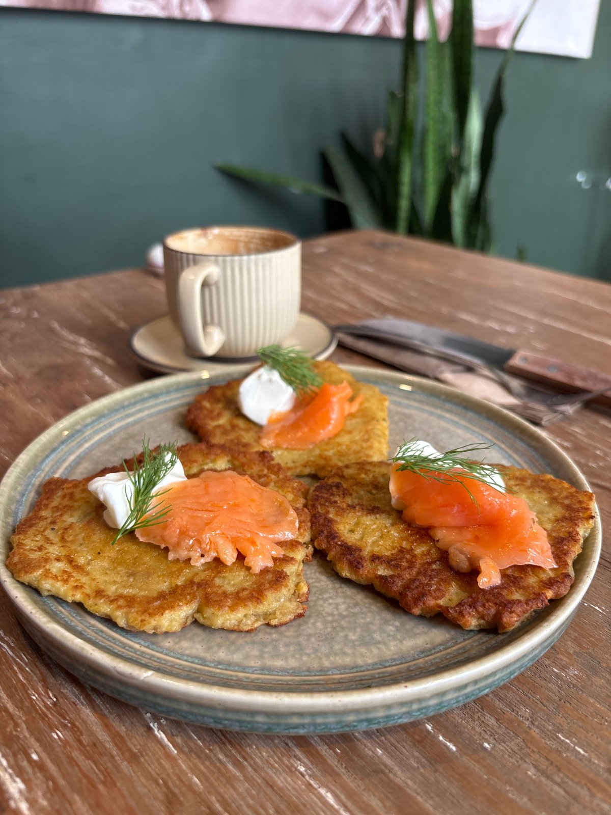 Late-night dining experience documented at Kuta Selatan restaurant