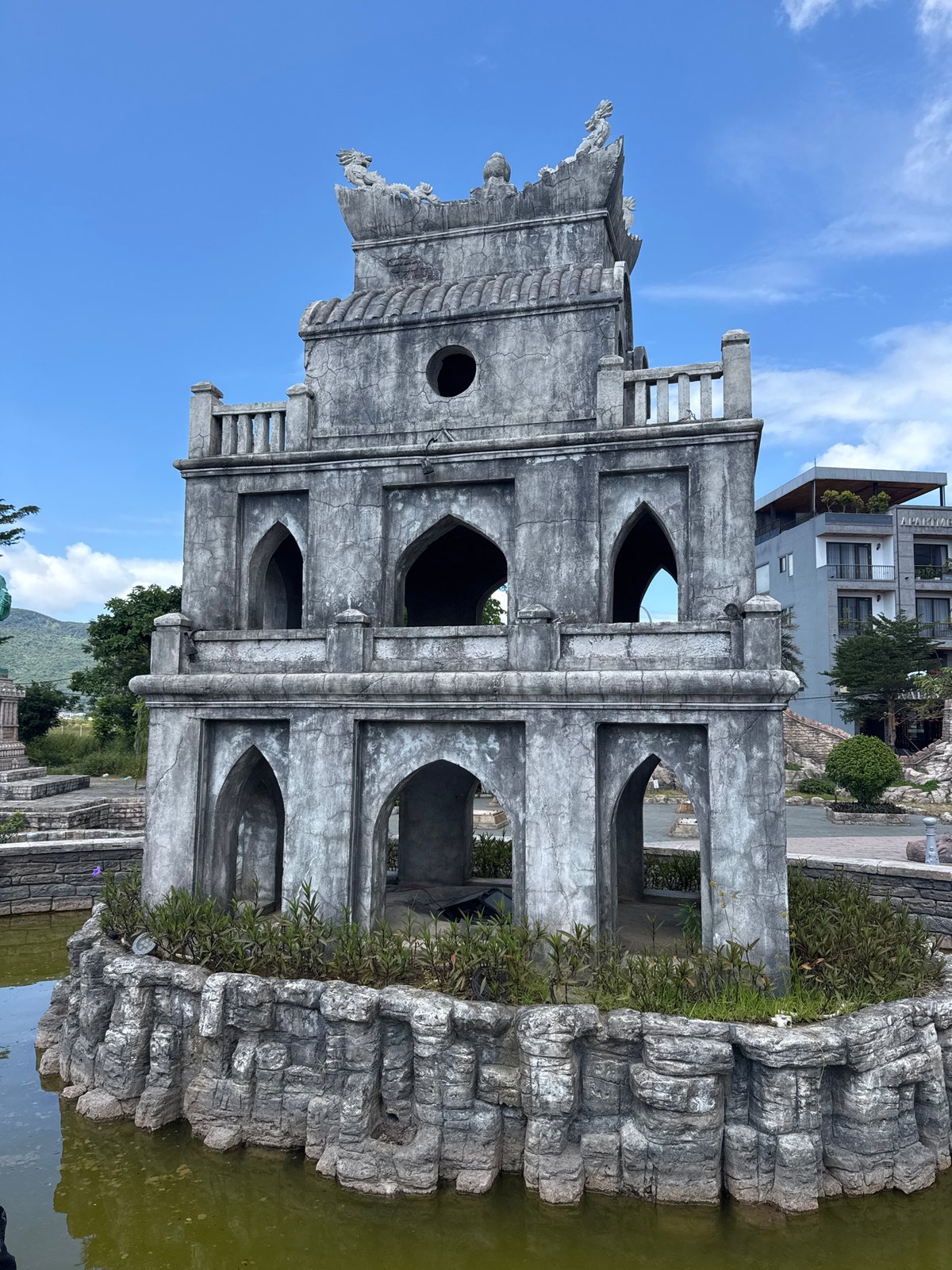Ornamental tower structure spotted in Đà Nẵng park setting