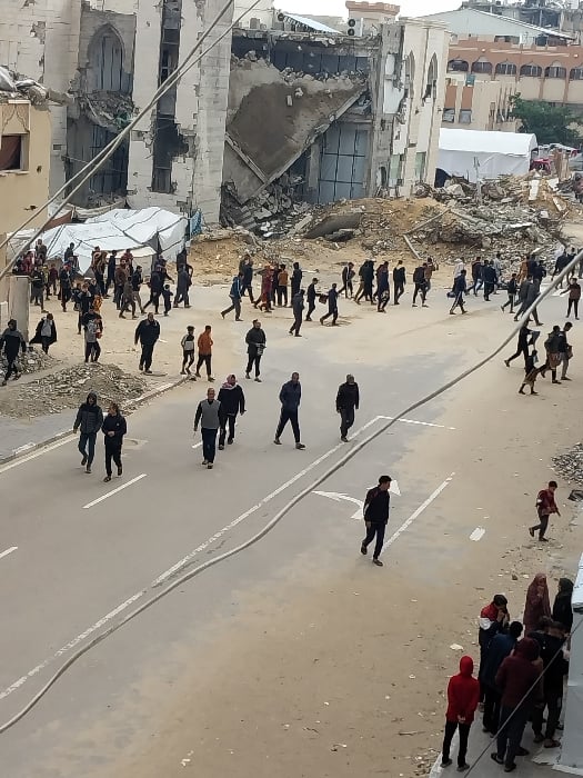Urban destruction documented in Khan Yunis street scene