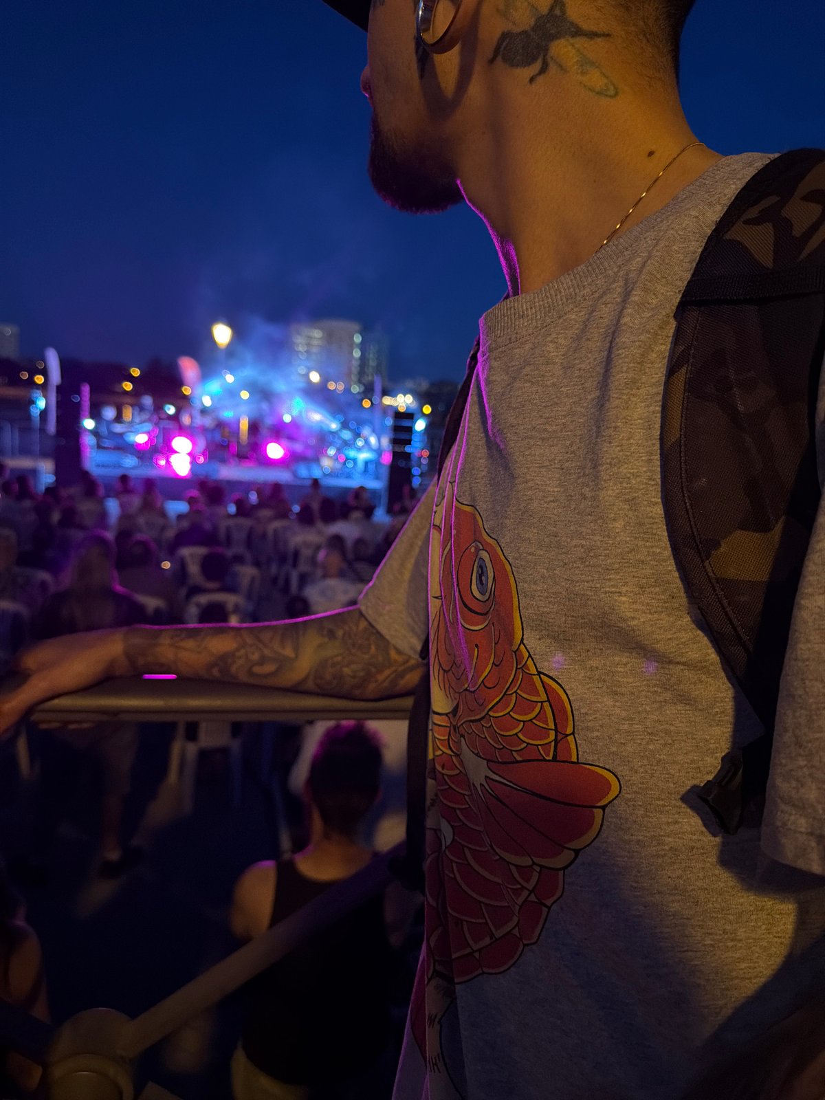 Evening concert draws crowds across Madrid parks and waterfront