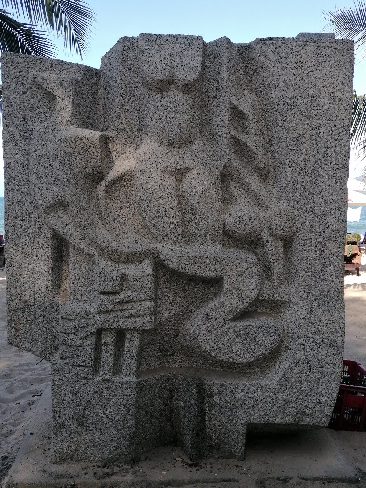 Morning scenes documented across Nha Trang beaches and streets