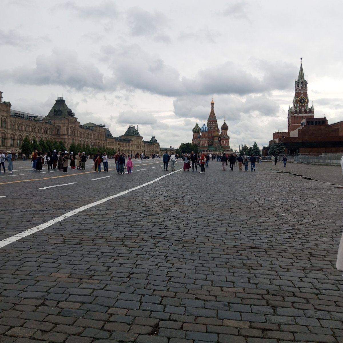 A busy morning in Moscow's Red Square