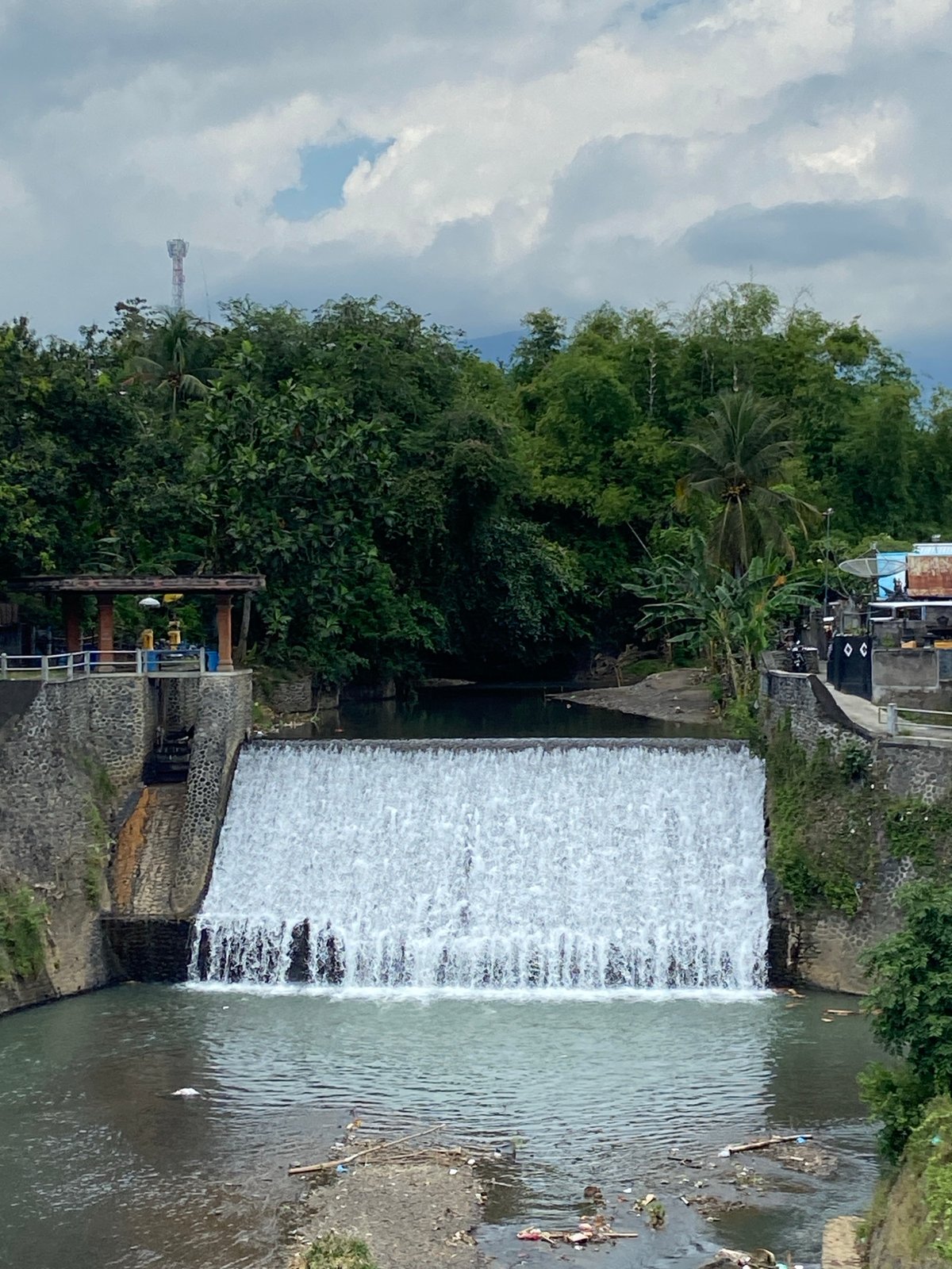 Small dam creates waterfall effect on Buleleng river