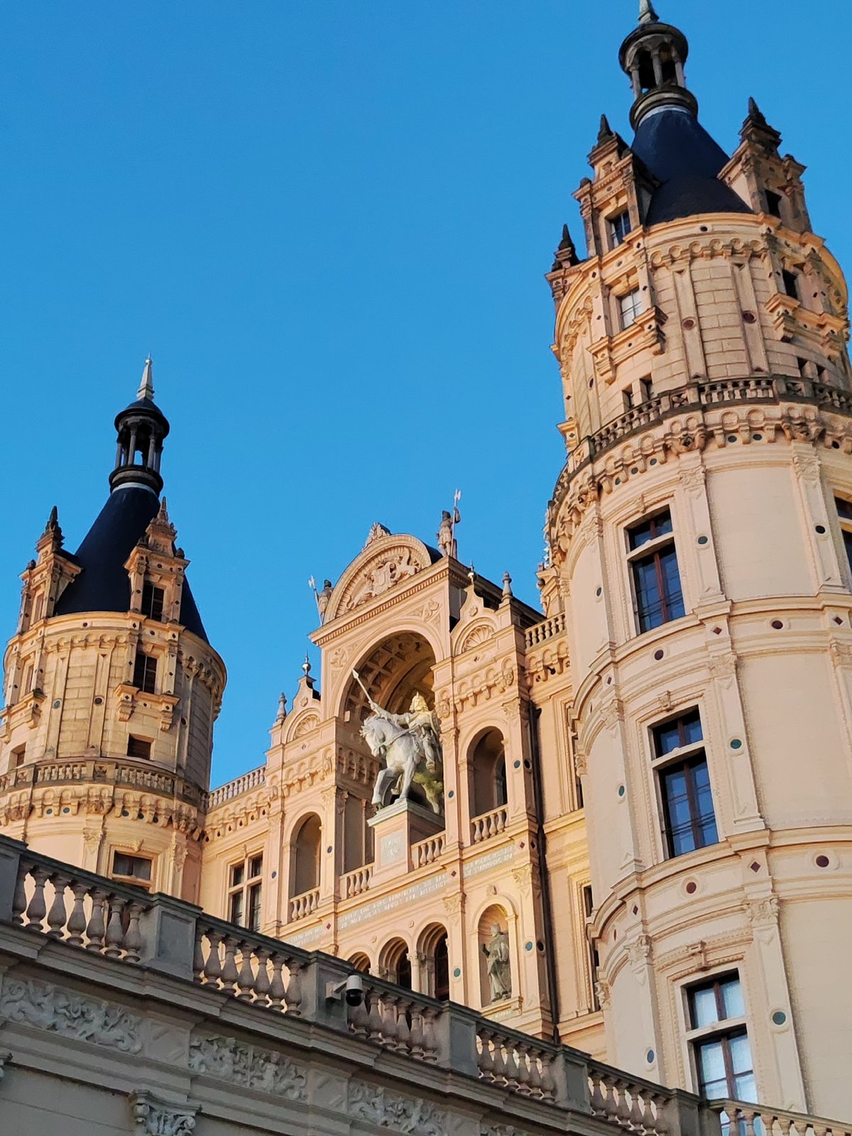 Schwerin Castle at golden hour and into the night