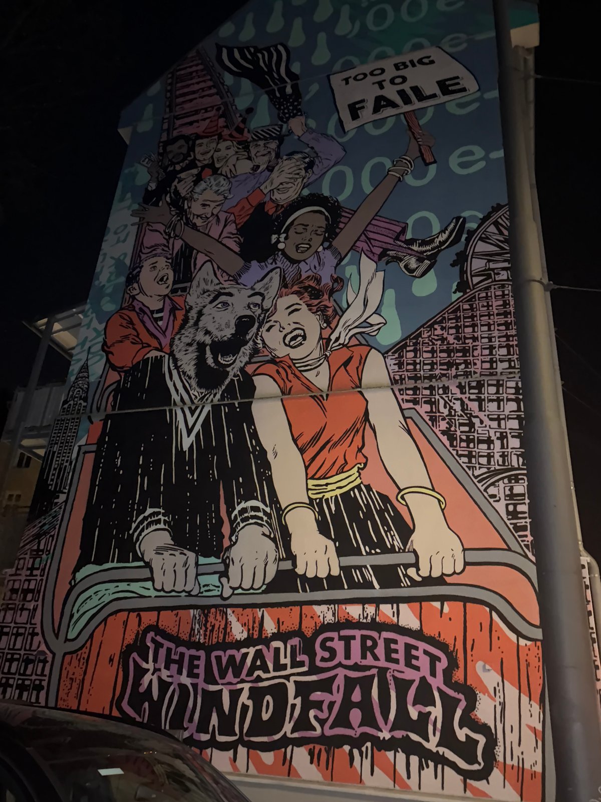 Street art and sculptures observed in Munich nighttime scene