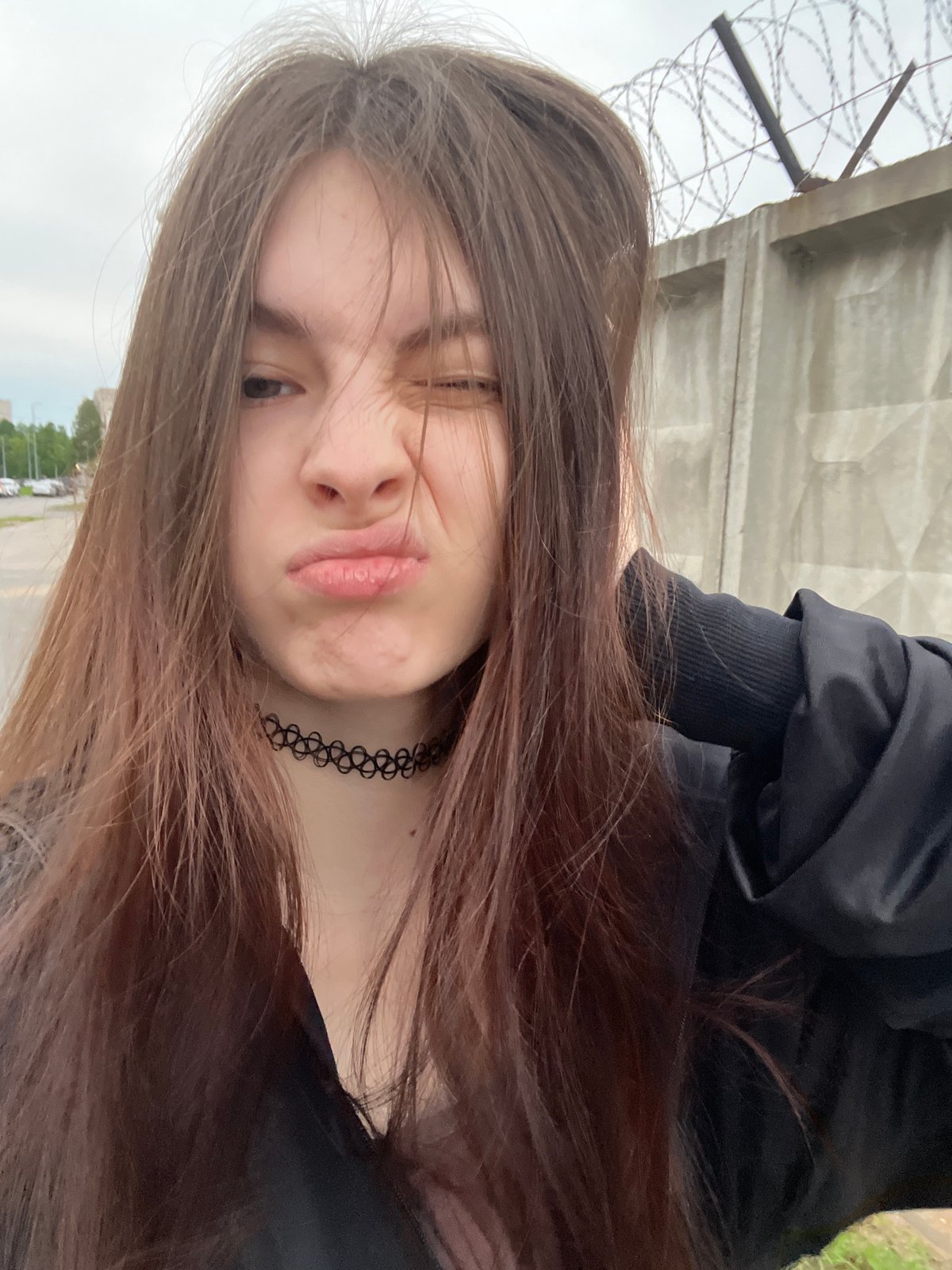Woman documents afternoon moments around Saint Petersburg