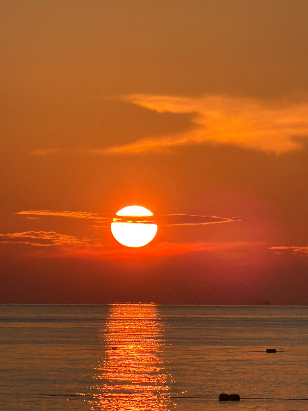 Sunset documented along Sochi's Black Sea coast over 2.5 hours