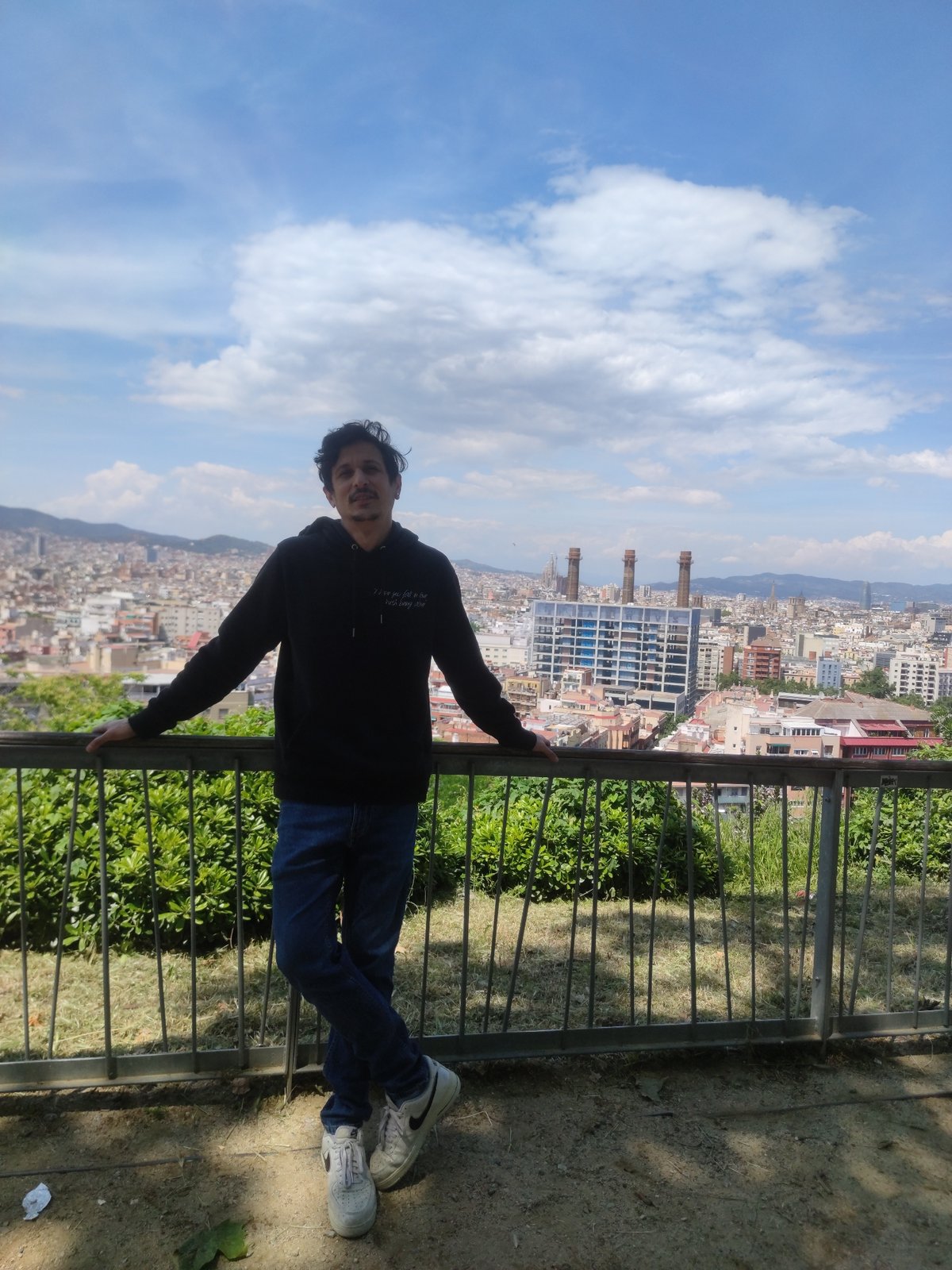 Witness captures everyday Barcelona scenes across 24-minute span