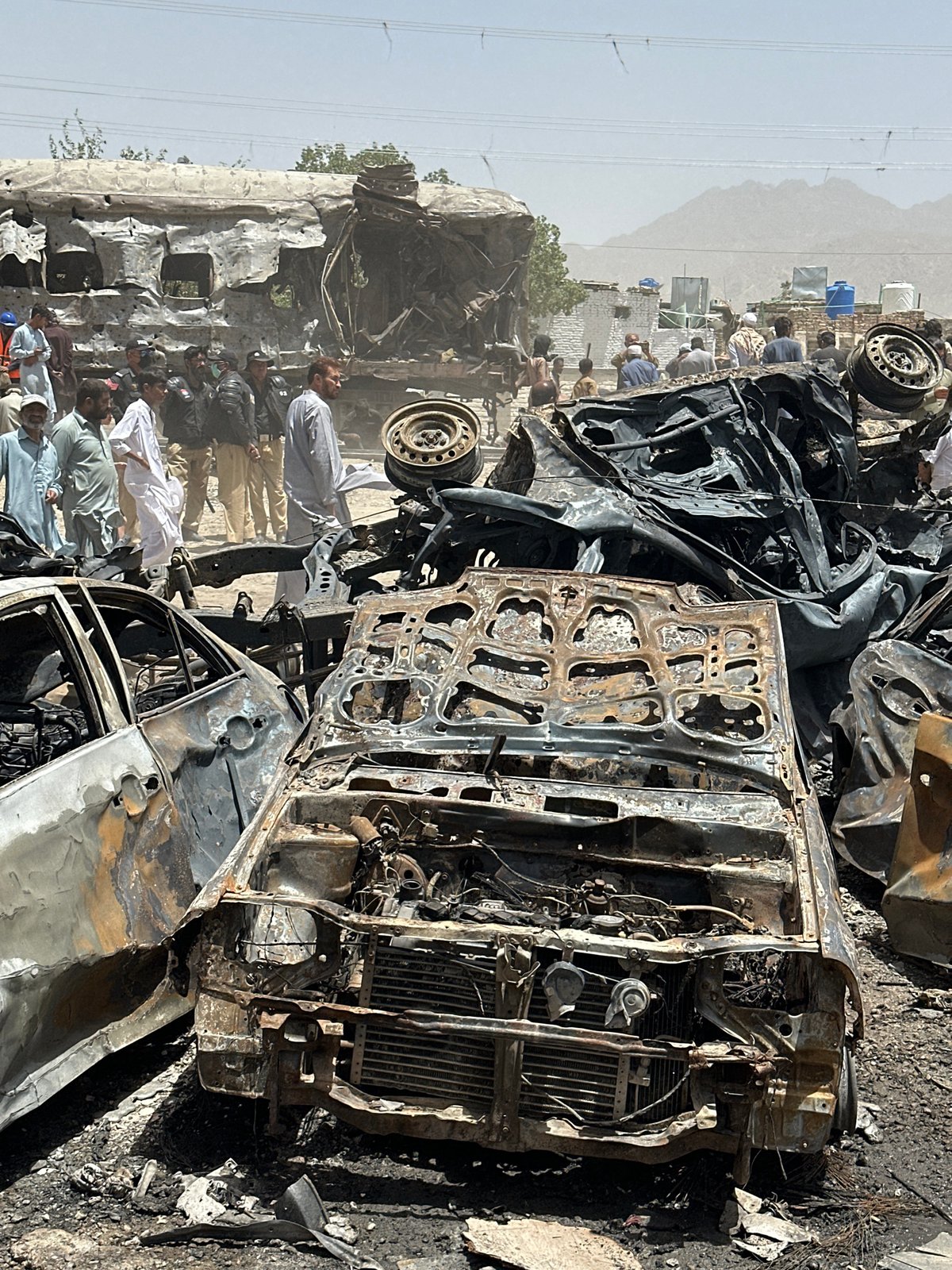 Multiple vehicles damaged in Quetta City incident