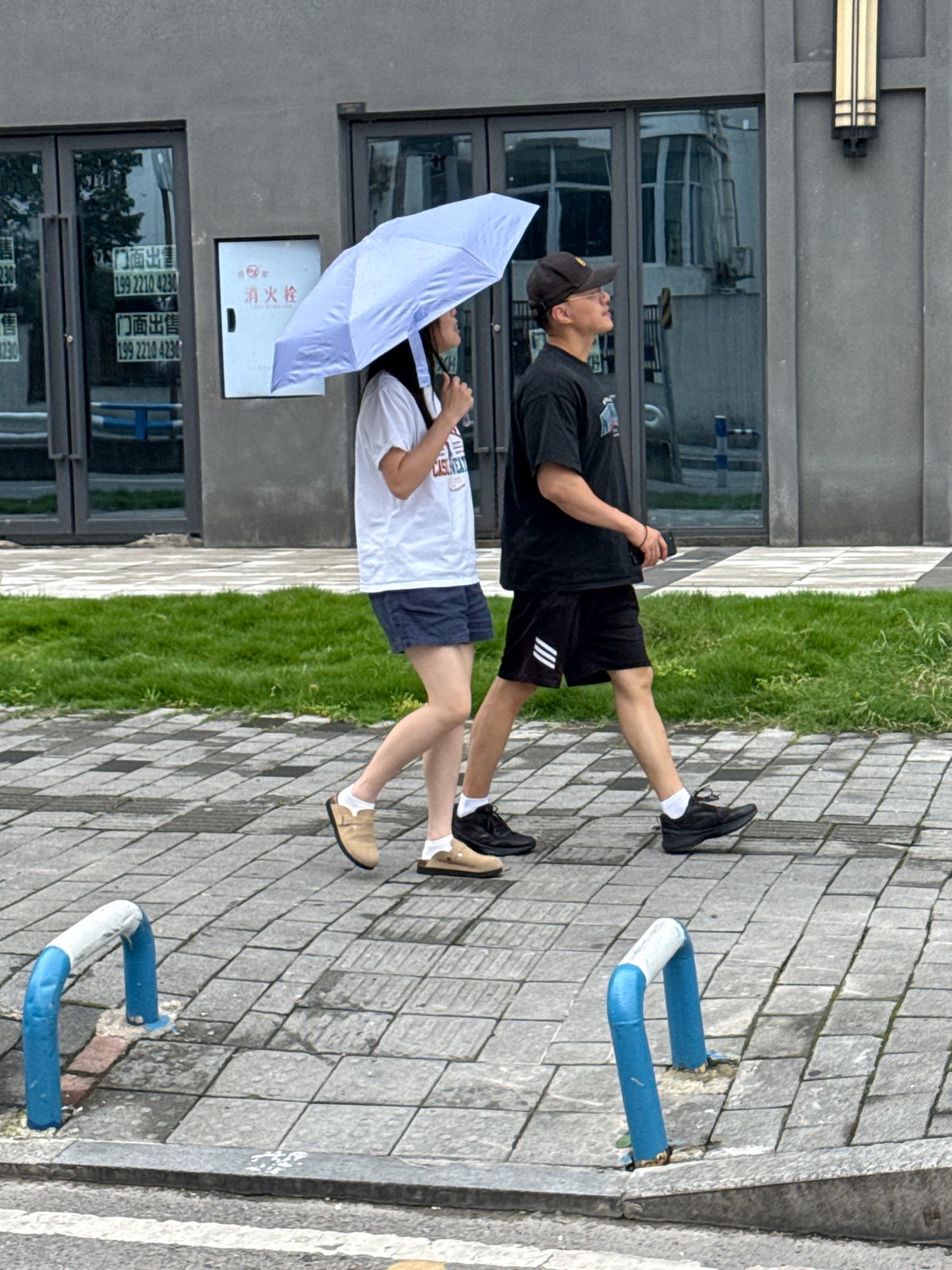 Everyday street life in Shapingba District on a June morning