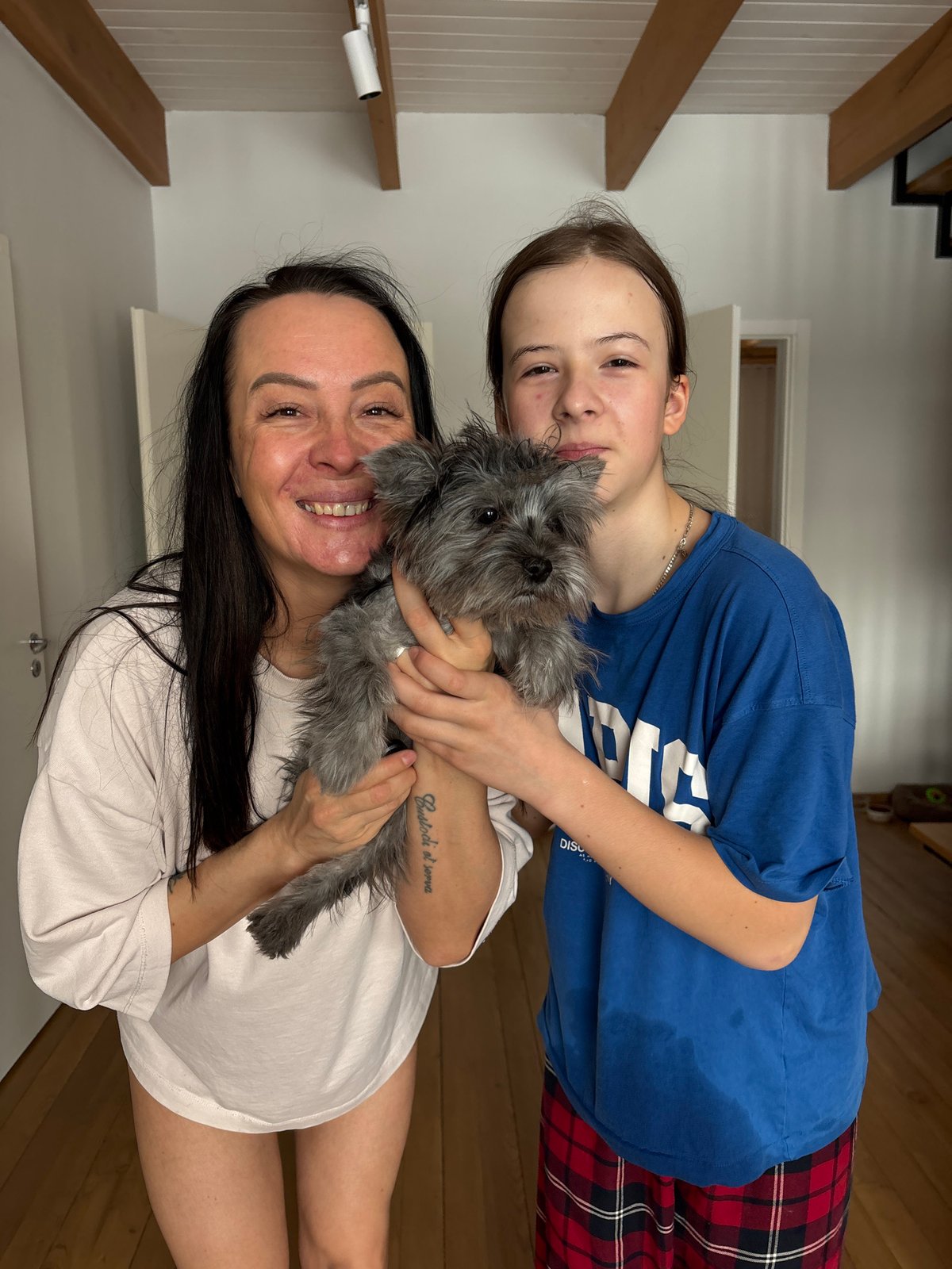 Family morning routine documented in Chaikovsky, Russia