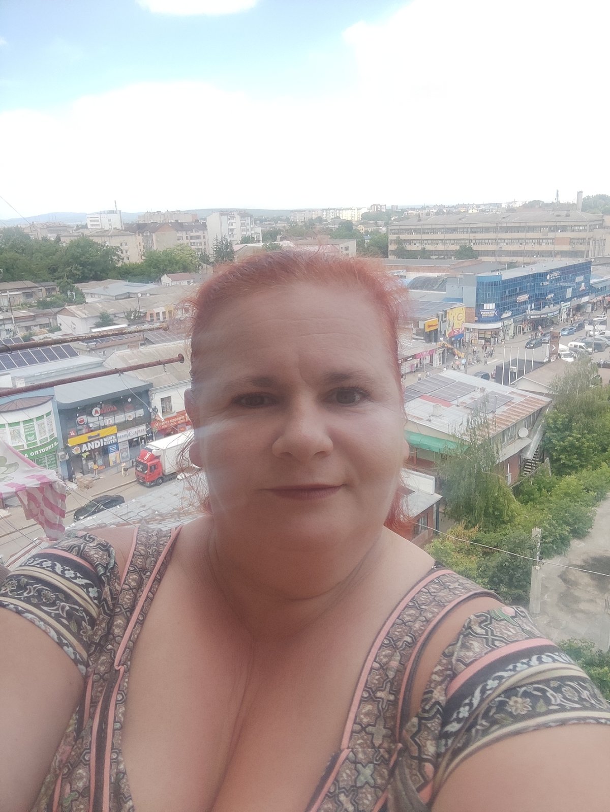 Chernivtsi apartment life and rooftop city views, one morning