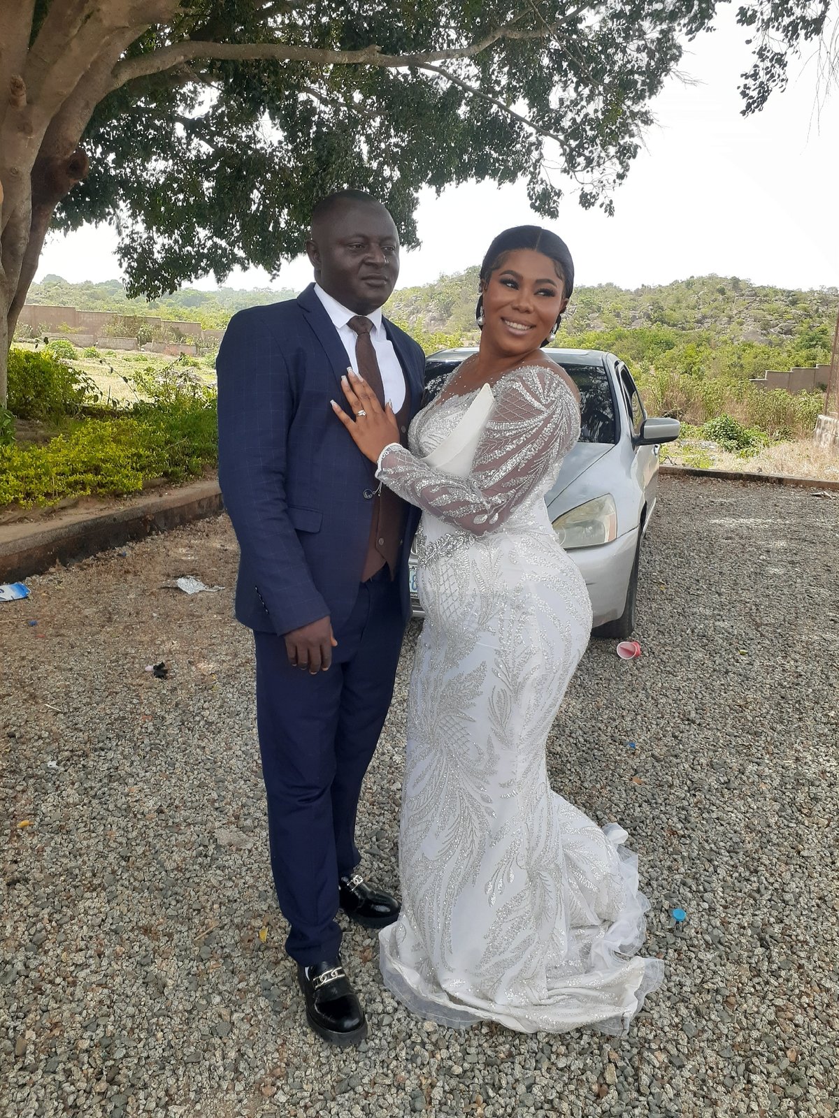 Wedding celebration captured by witnesses over one-hour span