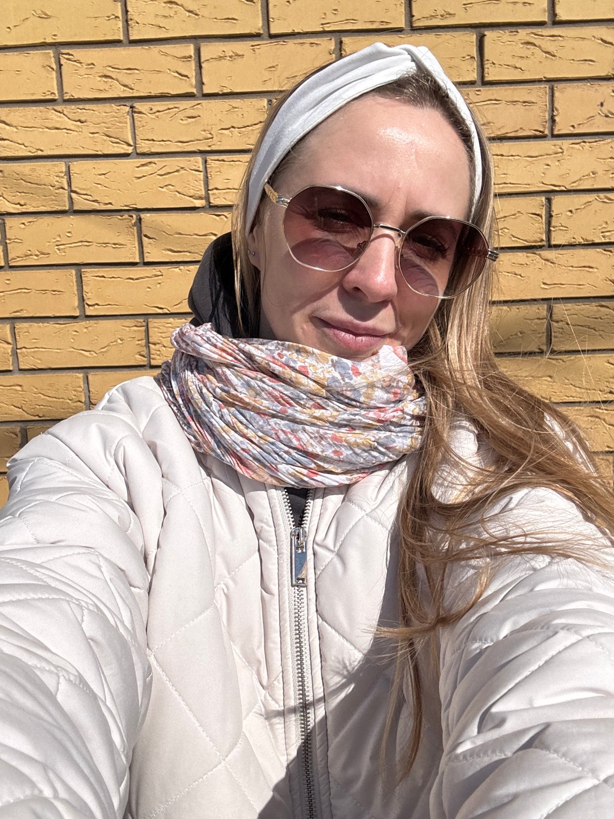 Morning moments with cat and daily life in Chaikovsky