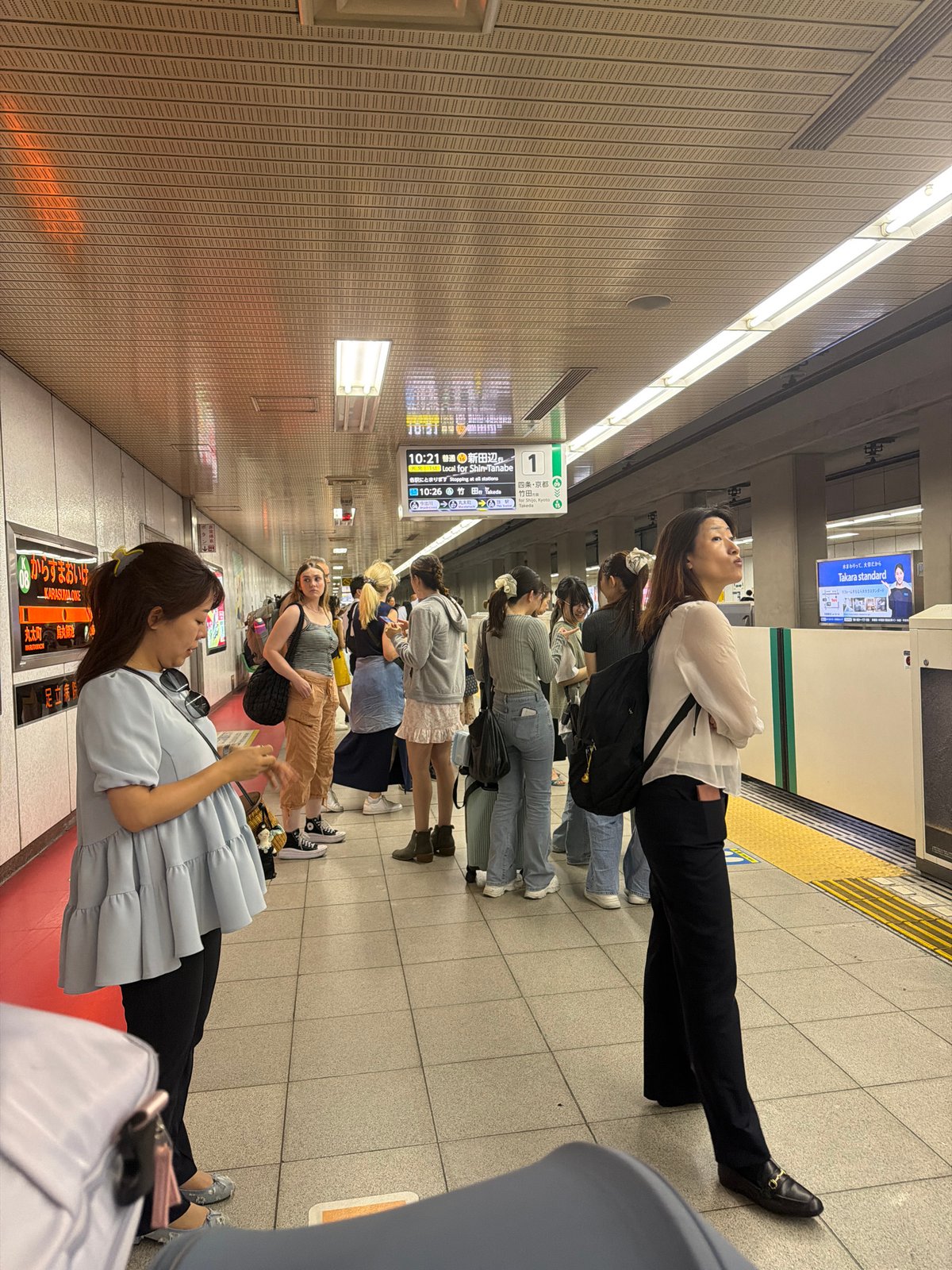 Late-night subway operations documented by multiple witnesses