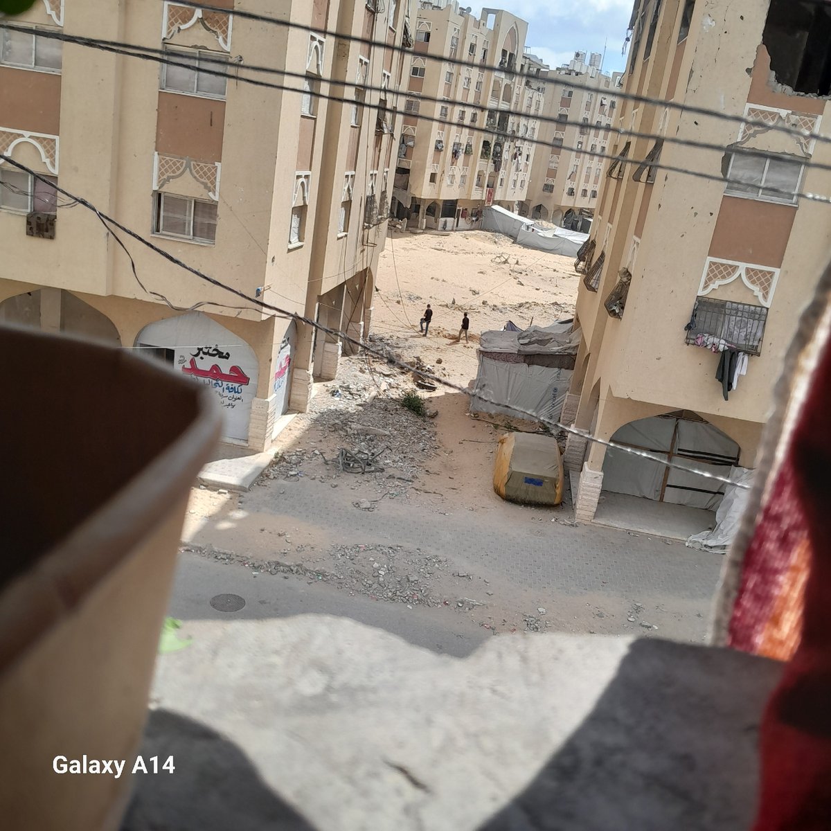 Daily life continues amid widespread destruction in Khan Yunis