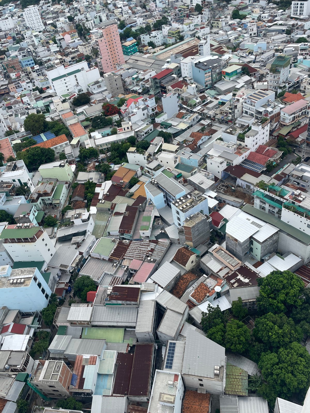 Nha Trang urban density from above and street level