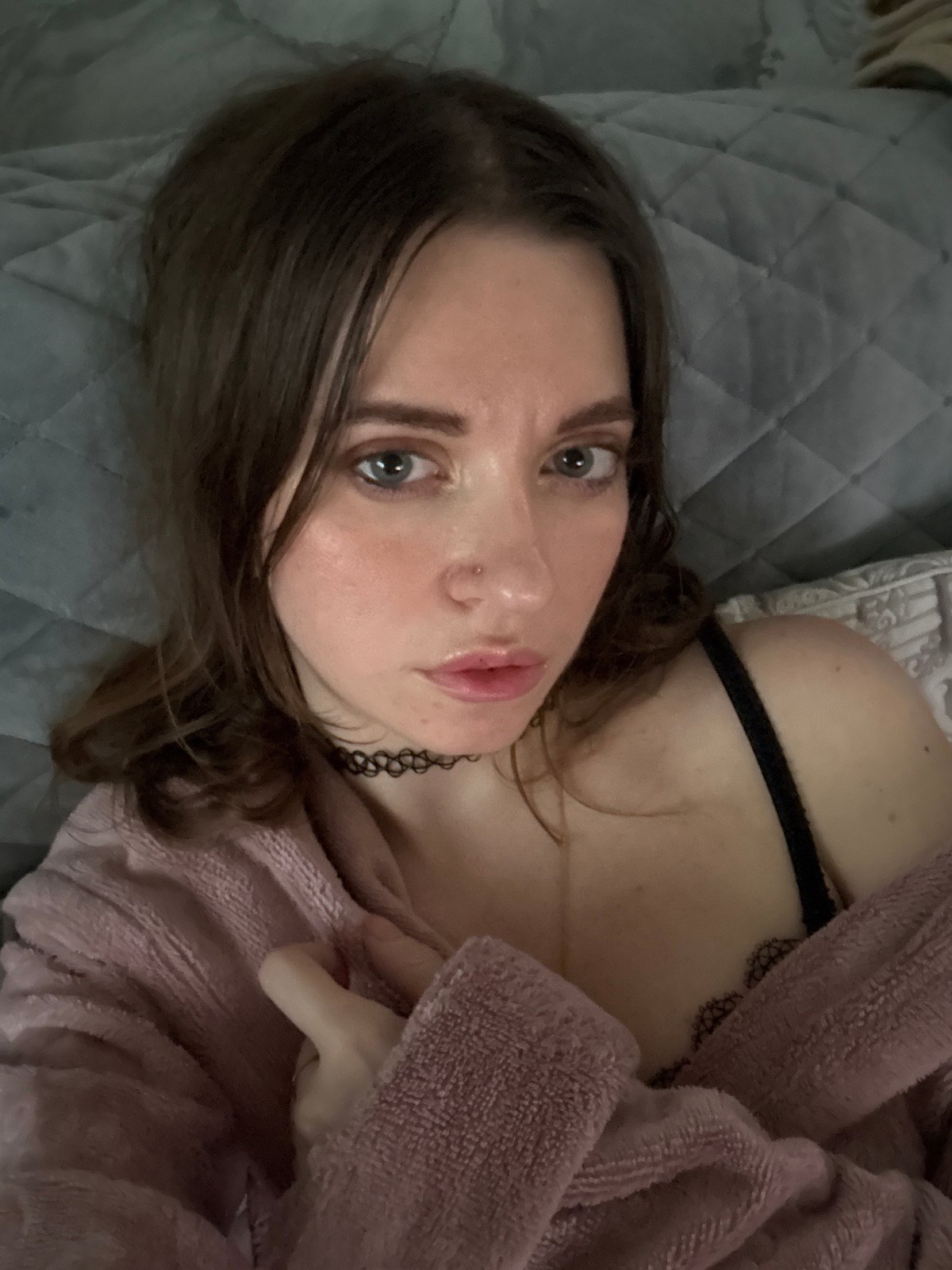Casual home photo session in Chaikovsky, mixing bedroom and desk shots