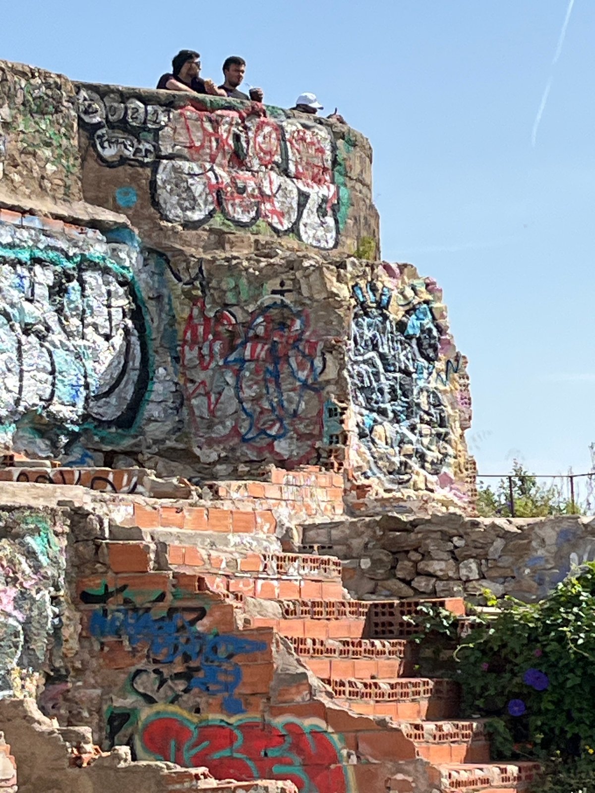 Morning scenes documented across Barcelona during 11-minute span