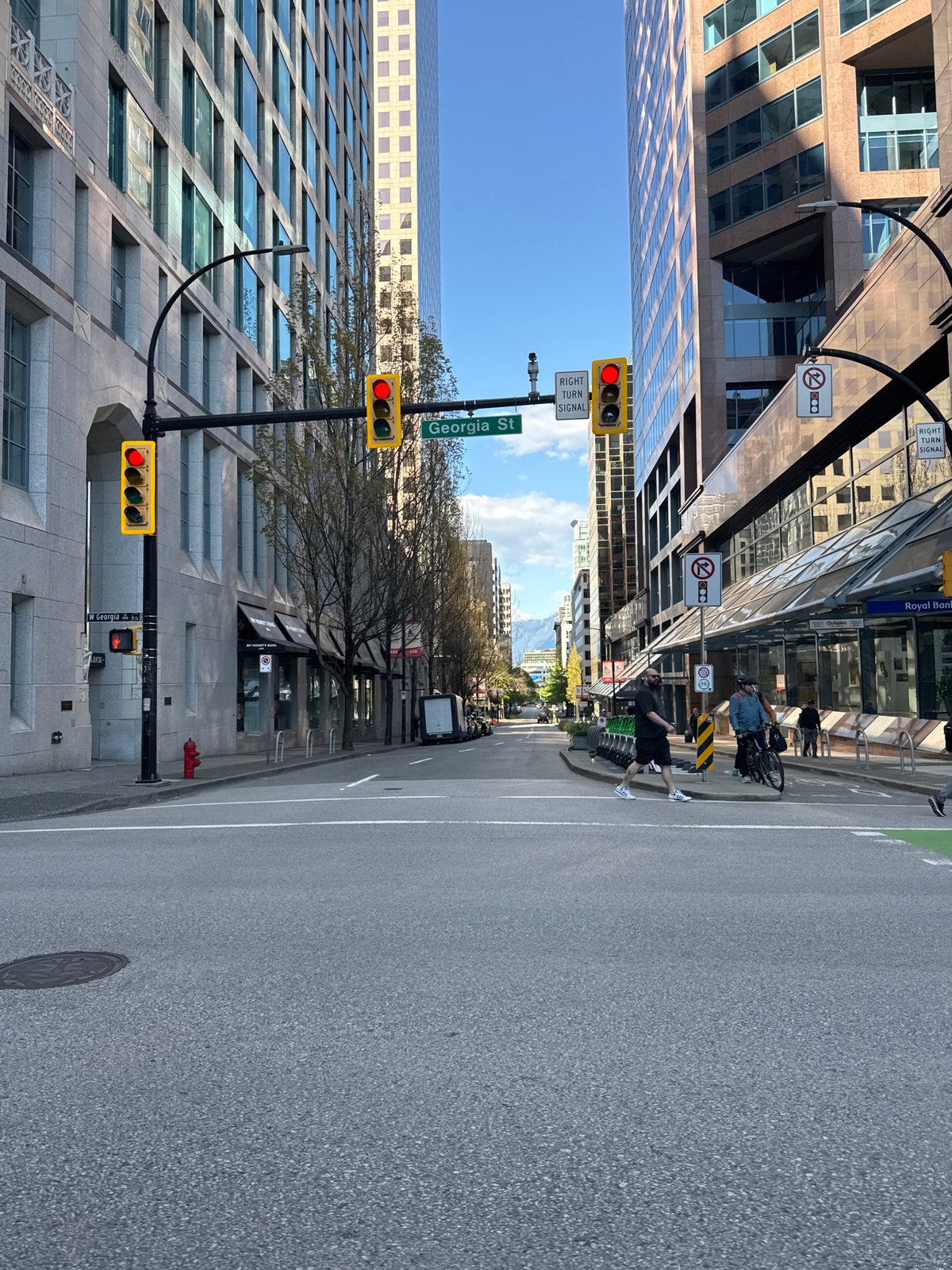 Downtown Vancouver walking tour captured in 21 street scenes