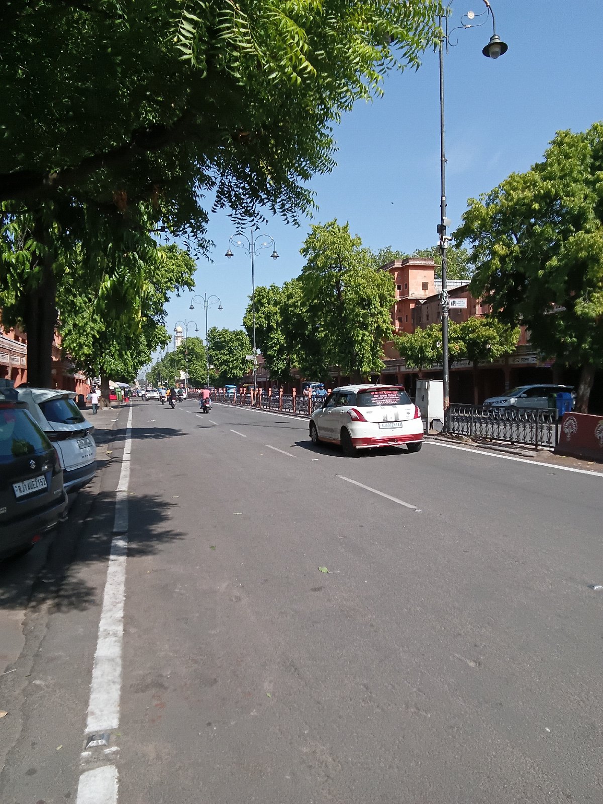 Morning street scenes and landmarks documented across Jaipur's Pink City