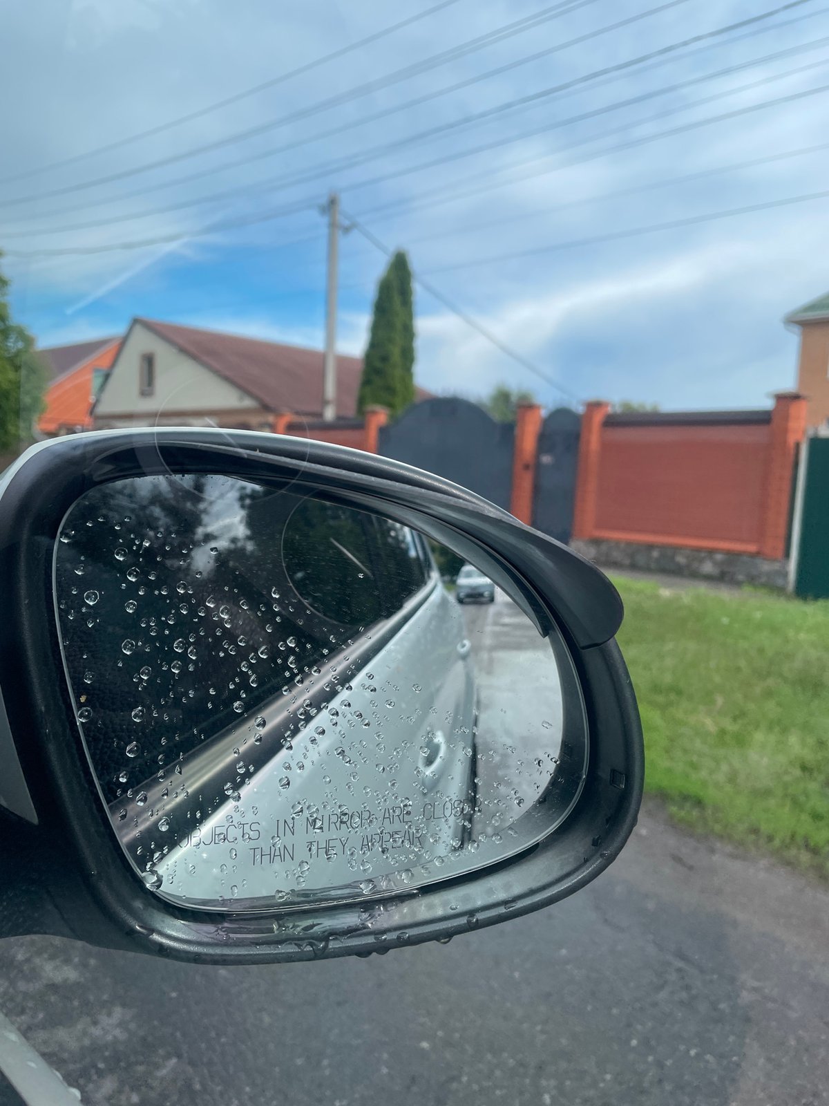 Rainy driving conditions documented in Poltava, Ukraine