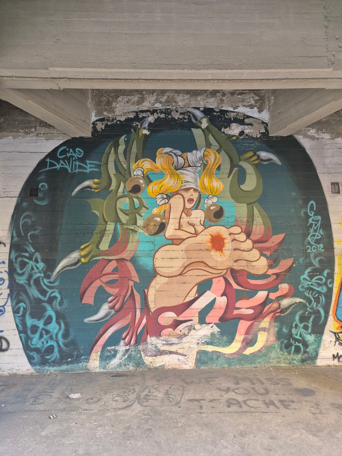 Taranto underpass doubles as an open-air graffiti gallery