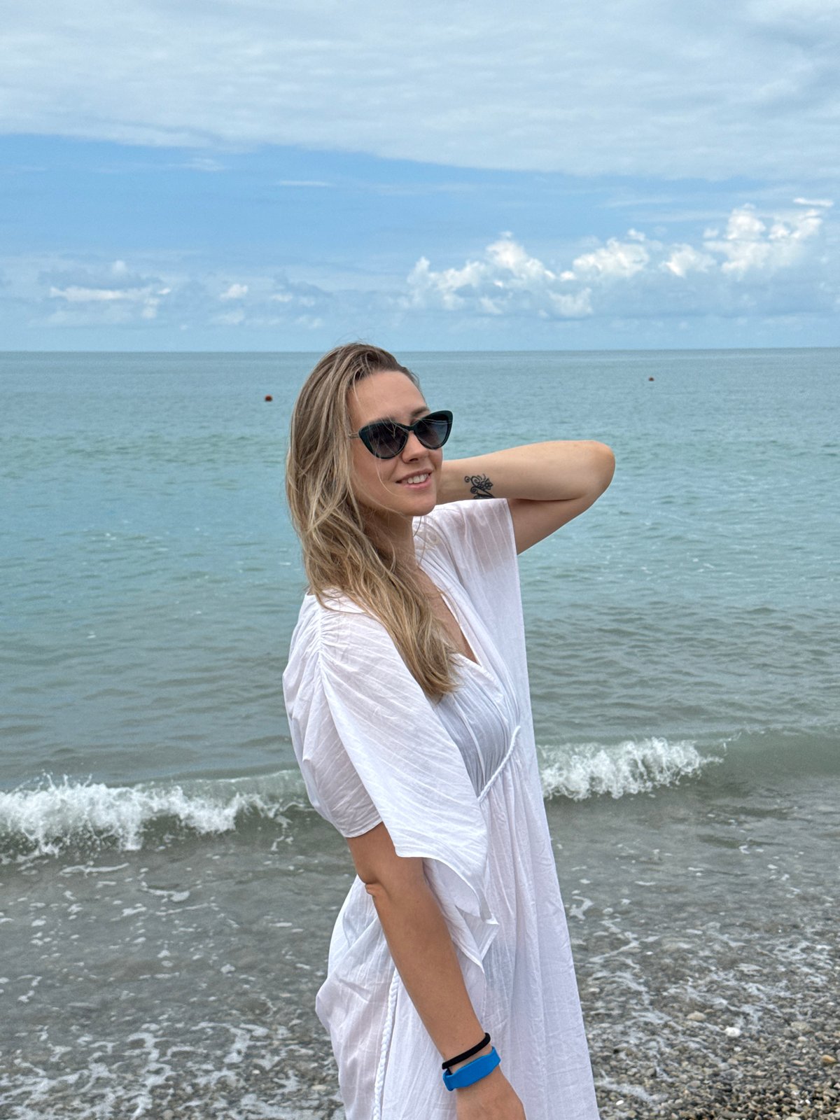Beach day at Nebug pebble shore with coastal selfies