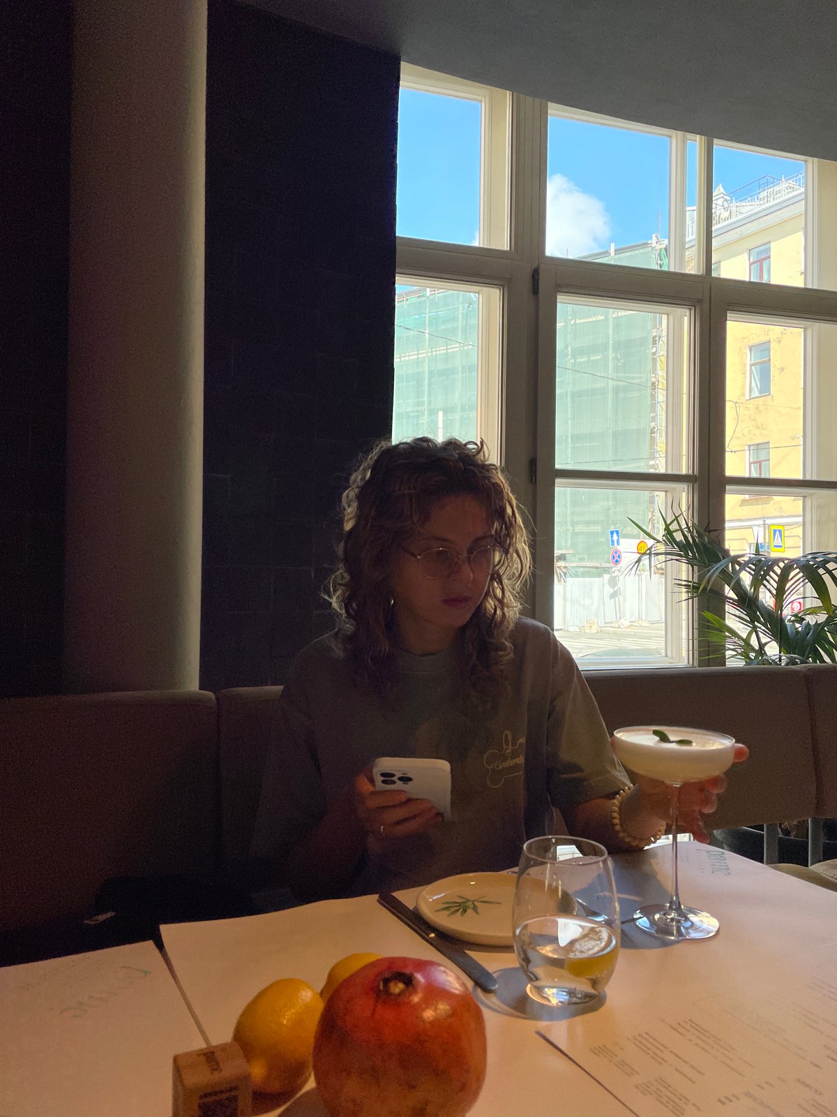 Witness documents morning scenes across Saint Petersburg neighborhoods