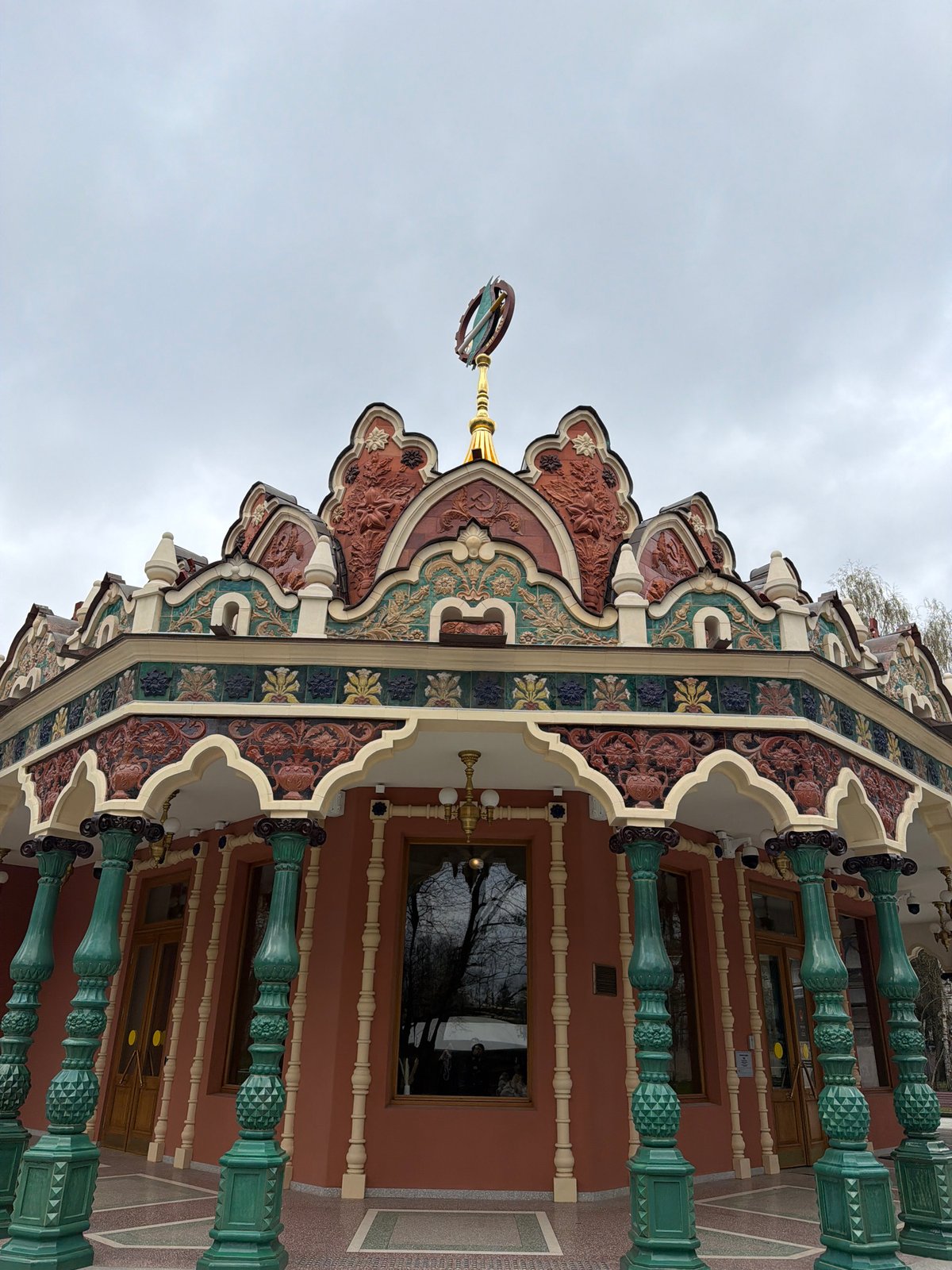 Moscow architectural landmarks and art installations documented during morning hours