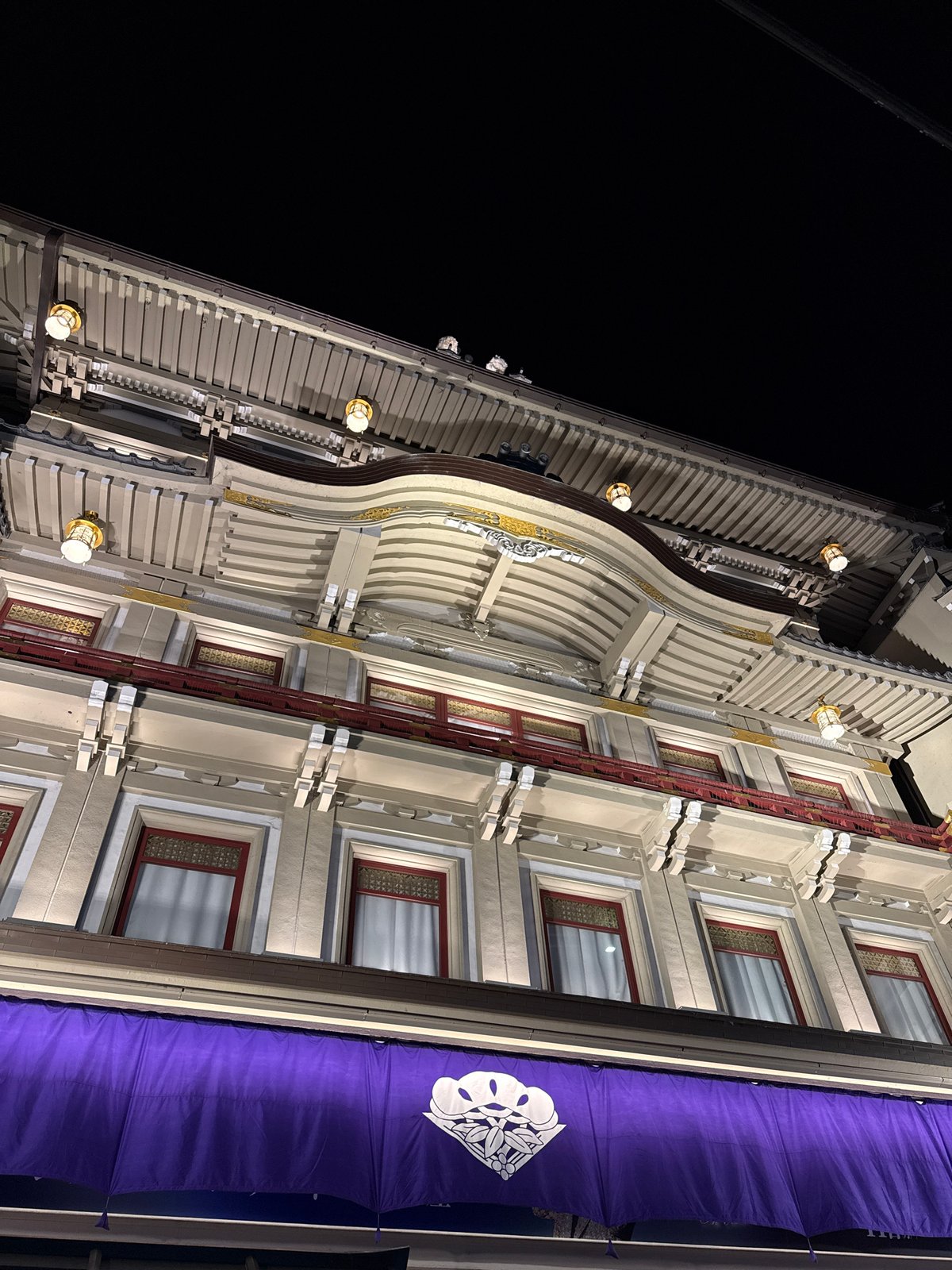 Kyoto street scenes feature traditional lanterns, colorful building facades