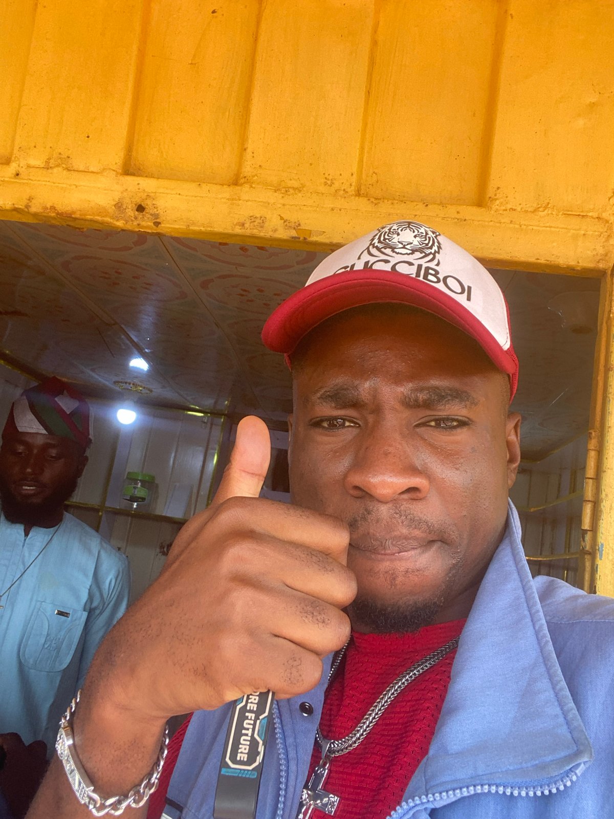 Street life and daily movement across two Nigerian neighborhoods
