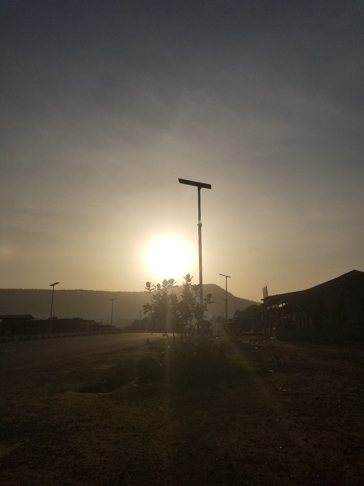 Dawn or dusk captured in unidentified city landscape