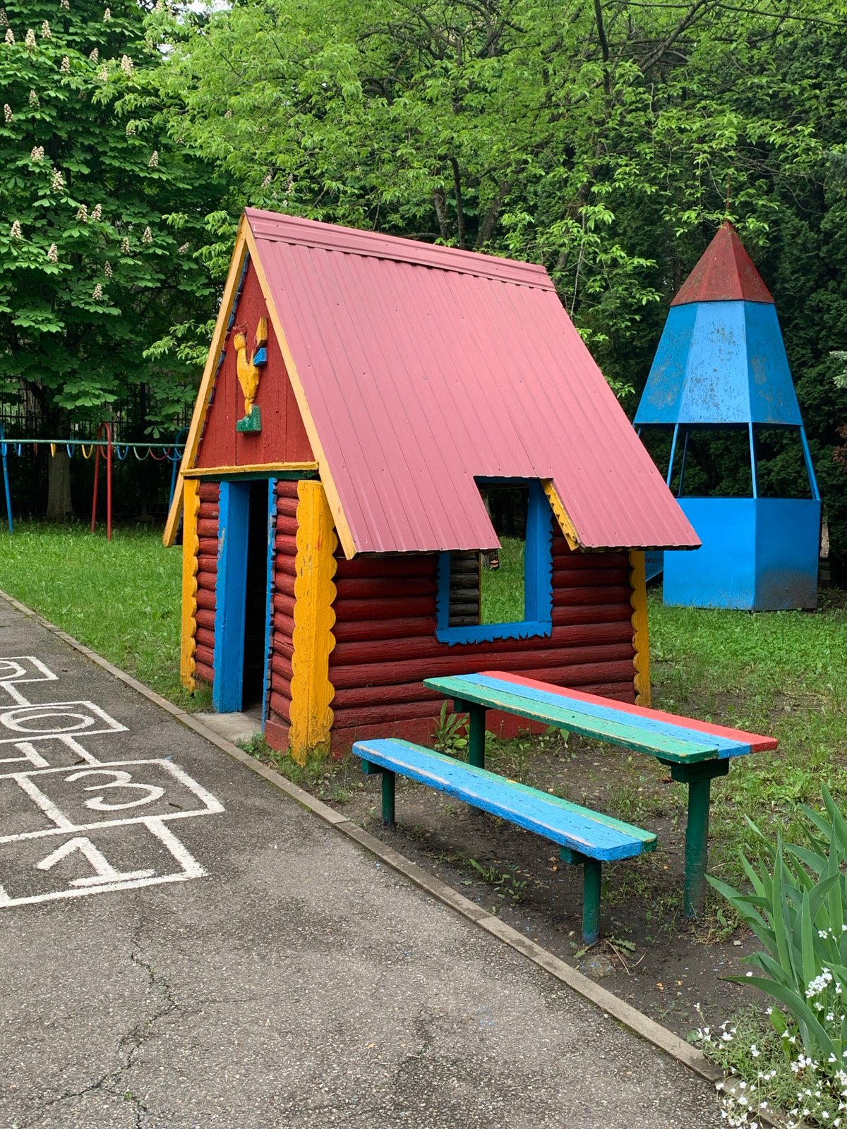Morning documentation of playground features in Stavropol park