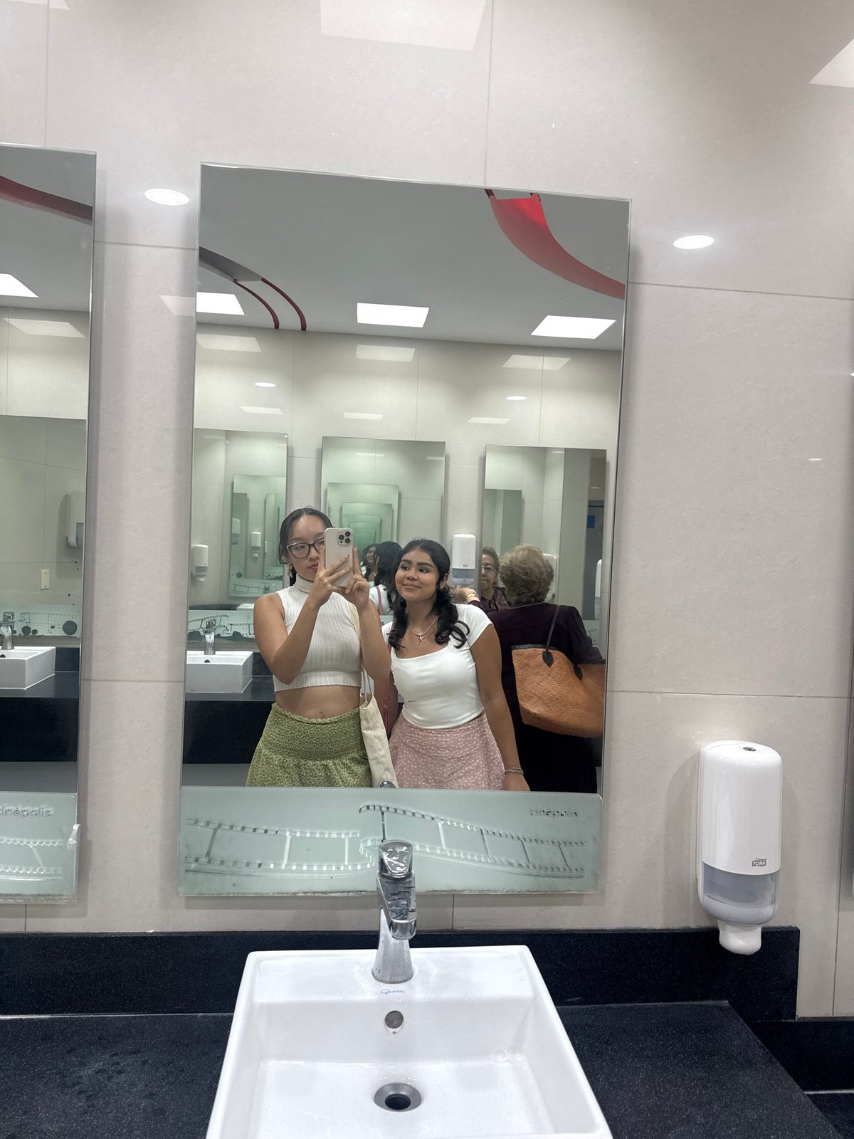 Evening shopping mall scenes documented in Puebla, Mexico