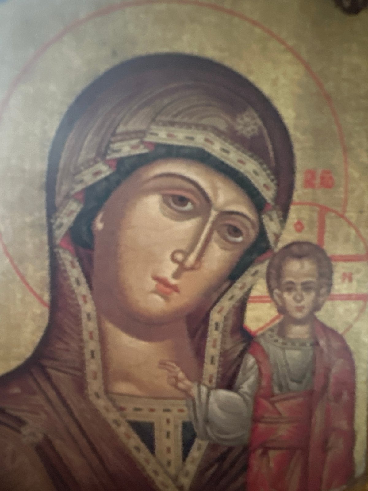 Witness documents Orthodox icon, laptop, clothing over 90 minutes