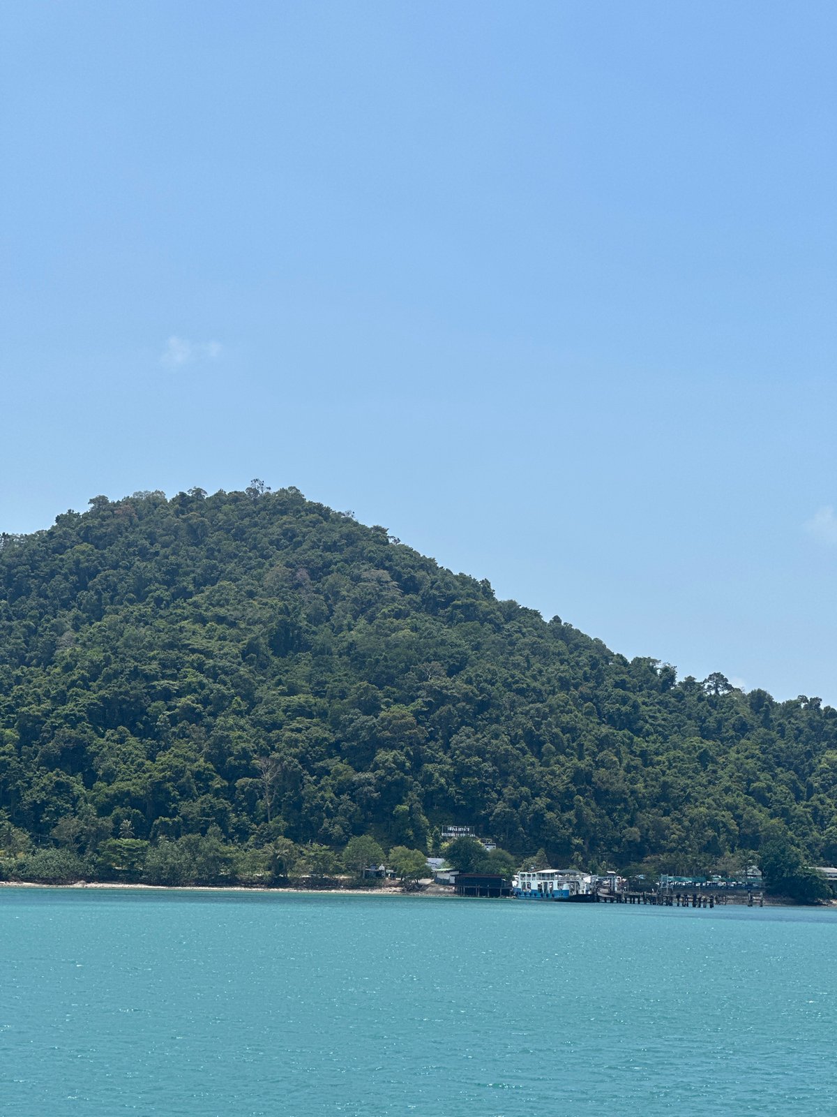 Morning coastal views documented in Baan Klong Son, Thailand
