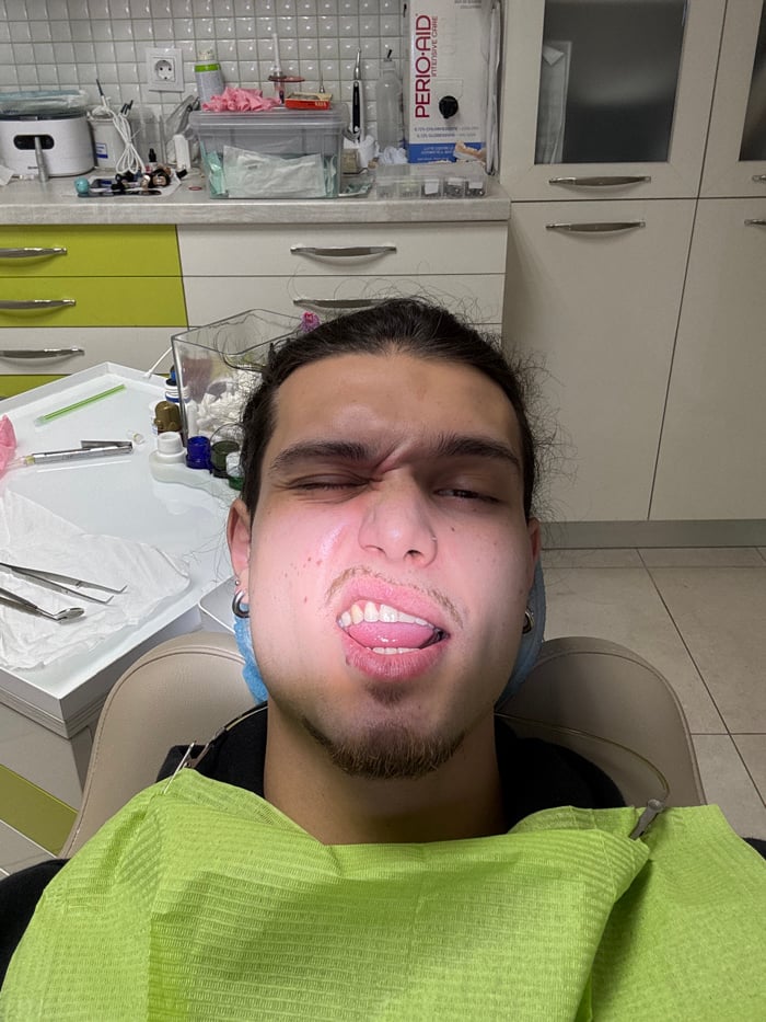 Dental examination captured at Sofia clinic Thursday morning