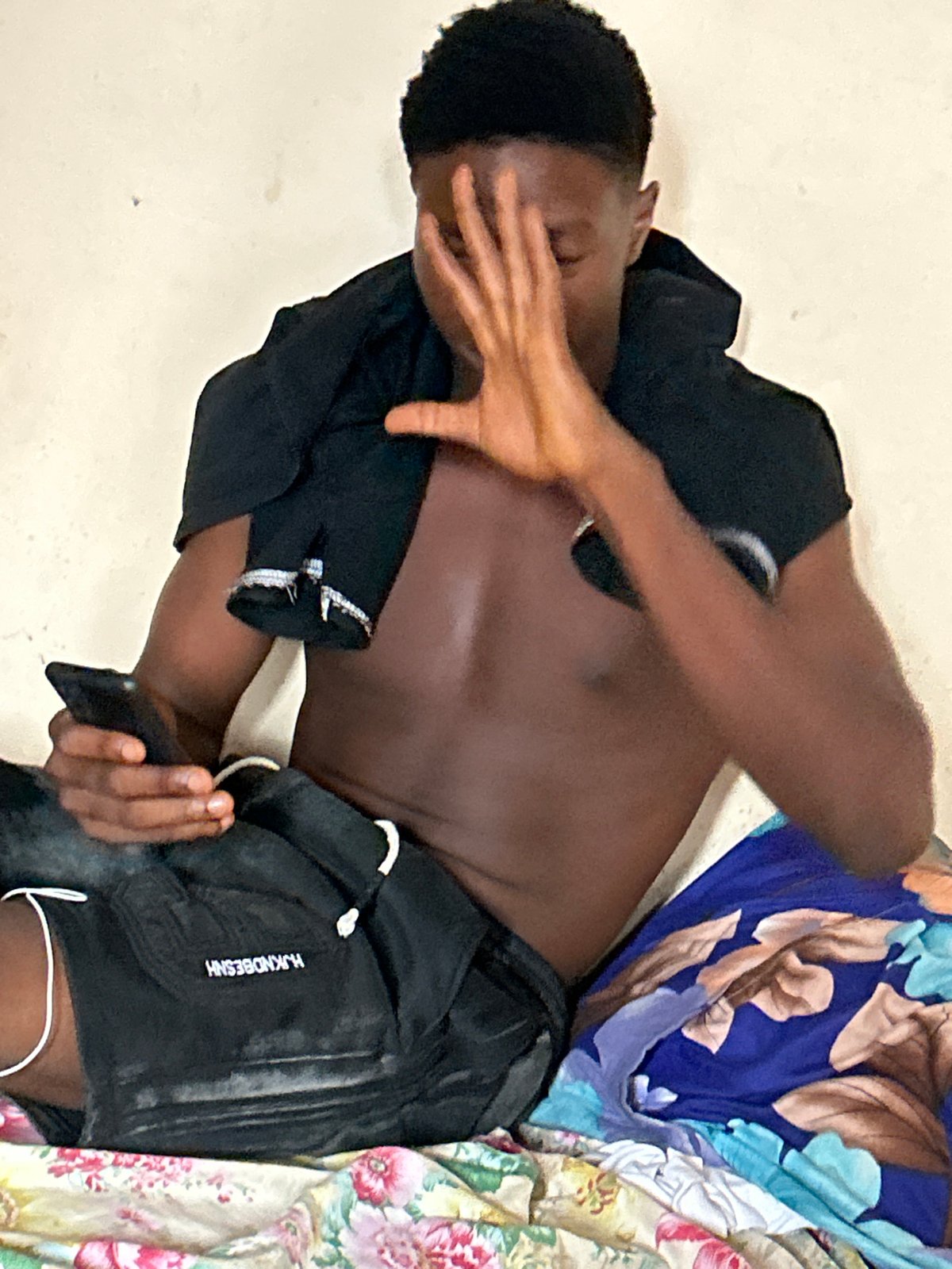 Casual day around Ihiagwa — food, market stalls, and downtime