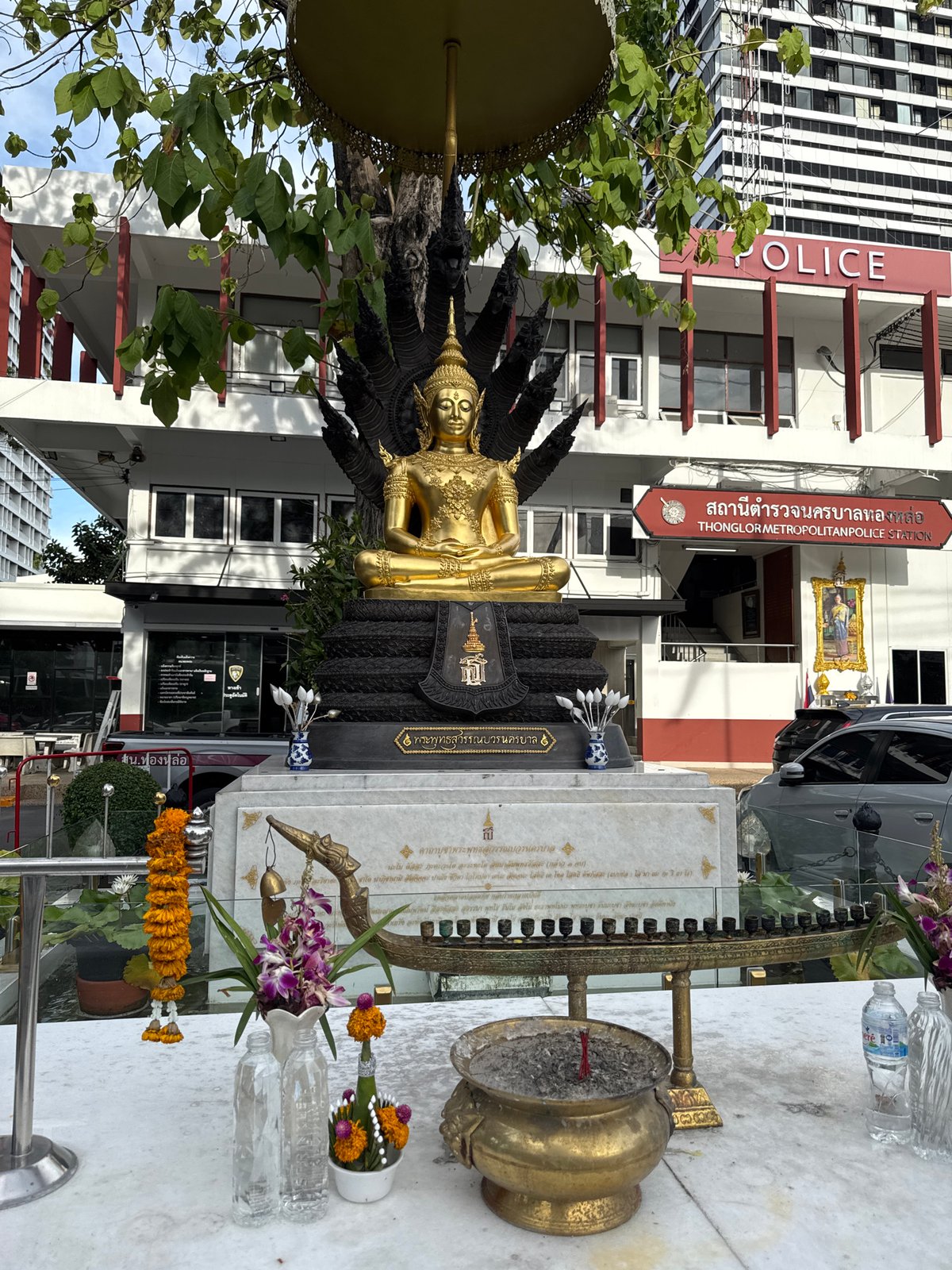 Bangkok street scenes captured near Thonglor police station