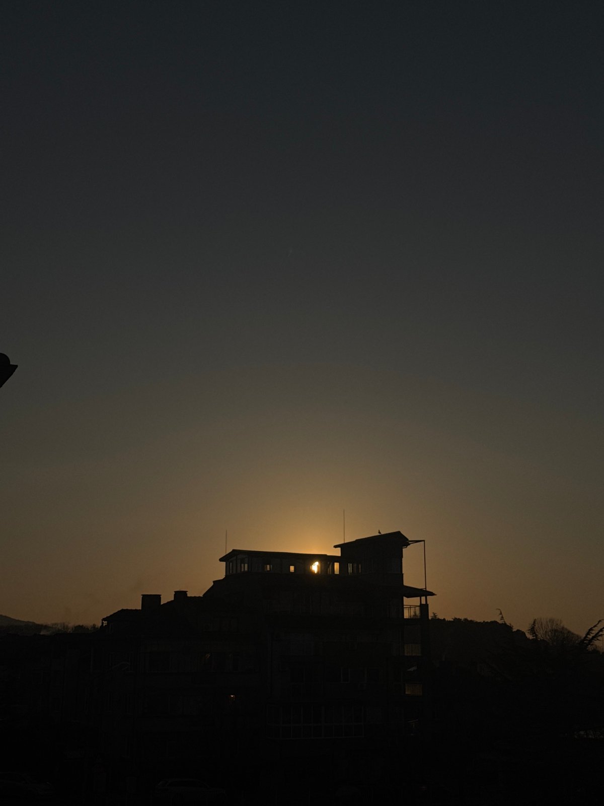 Quiet evening moments documented in Bulgarian coastal town